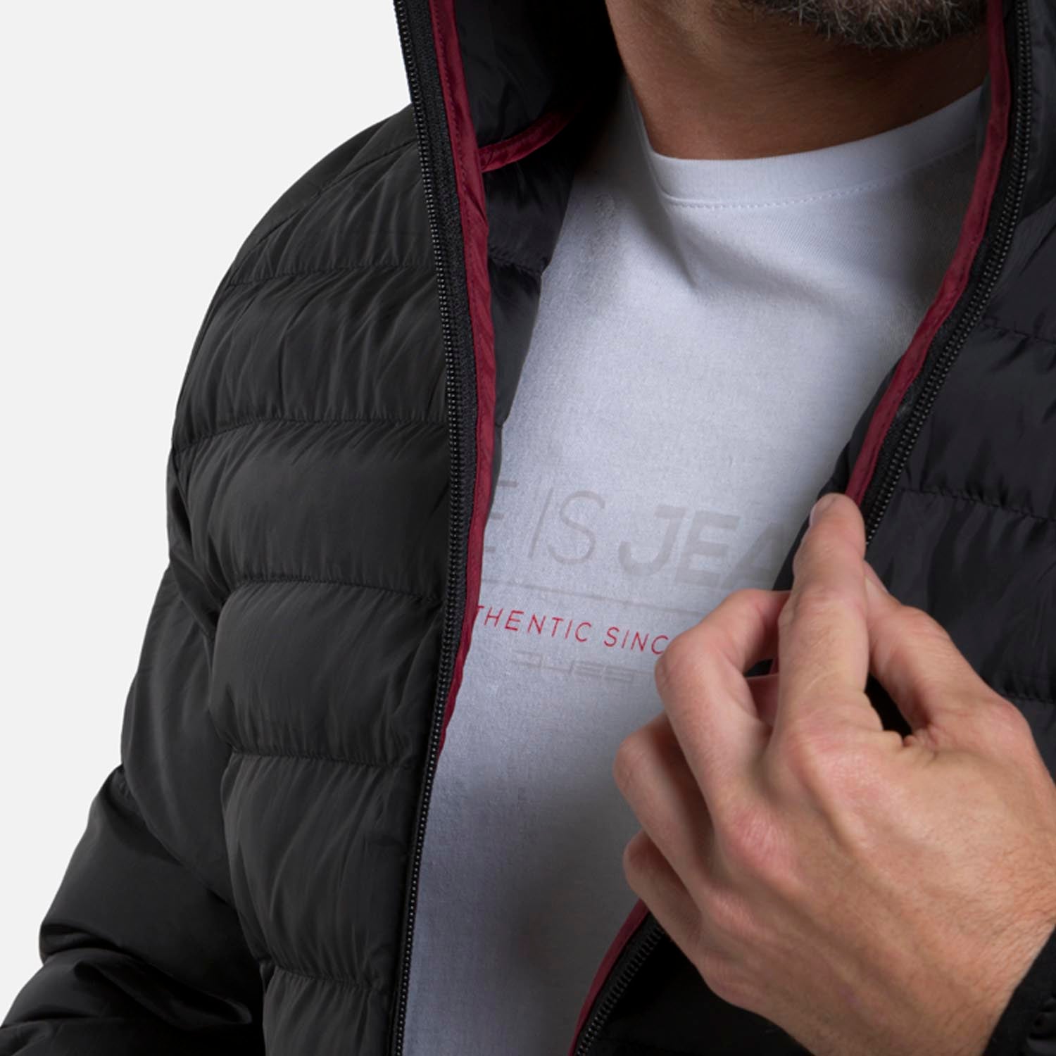CHAQUETA ACOLCHADA COLOR NEGRO