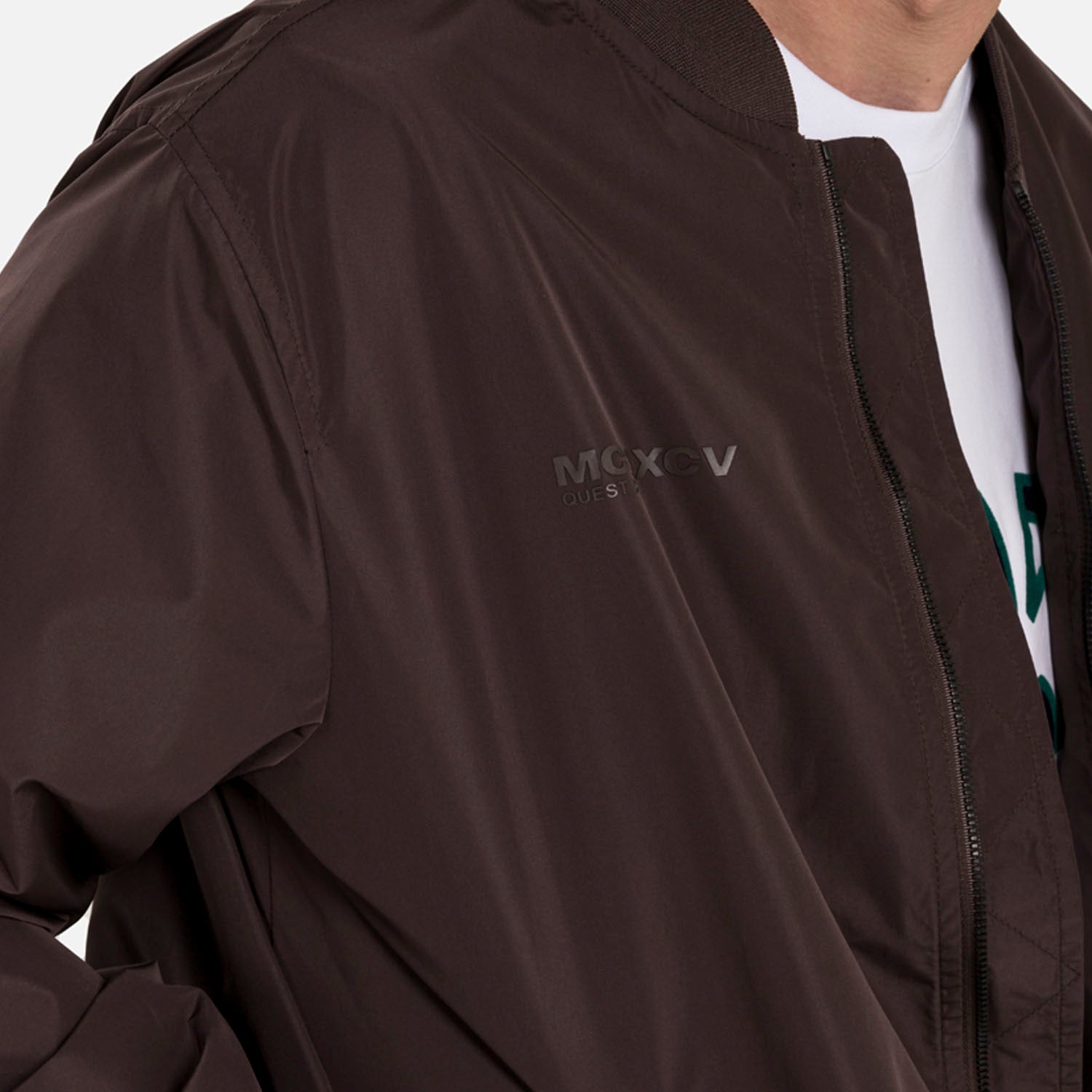 CHAQUETA BOMBER COLOR BRUNETTE