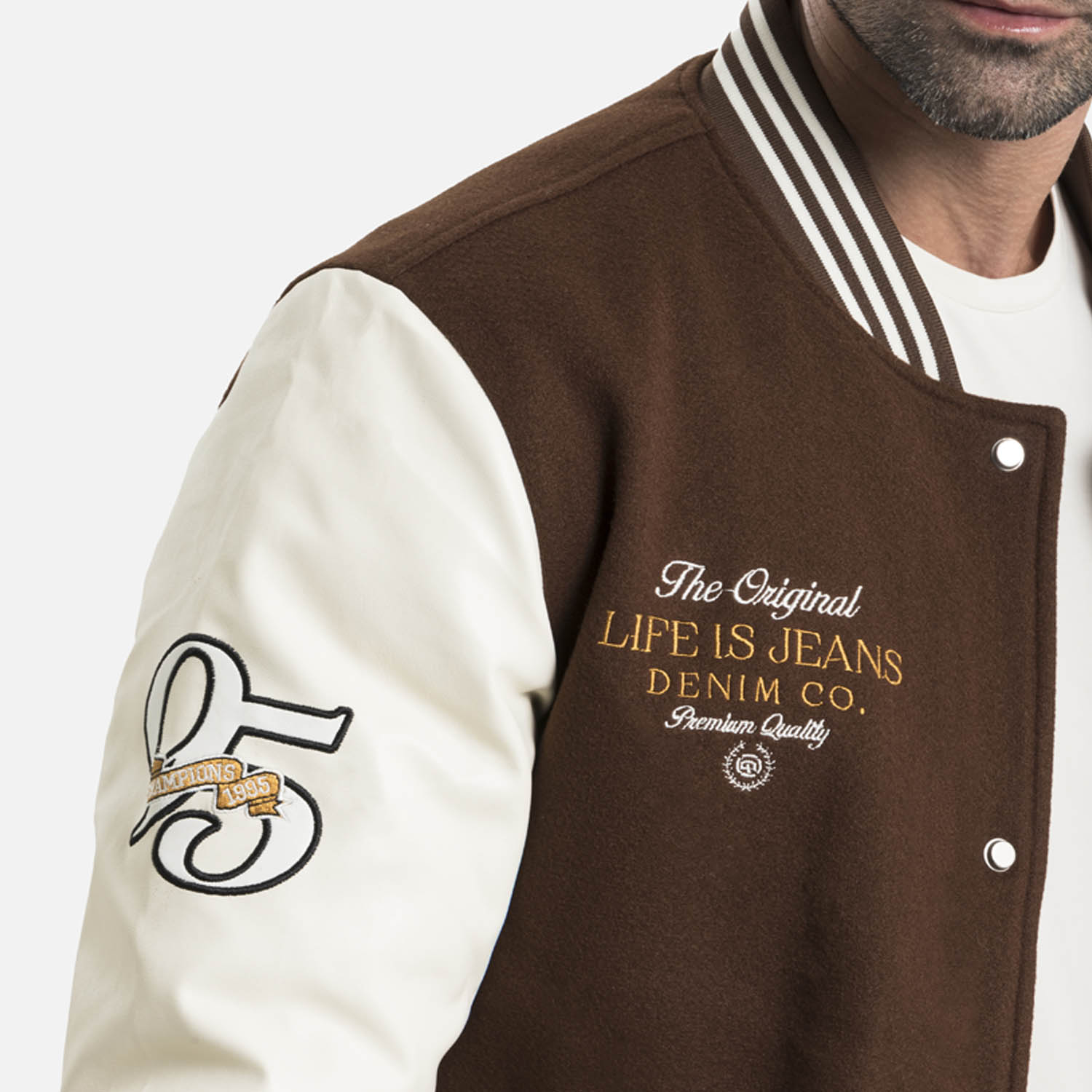 CHAQUETA BOMBER COLOR CAFE