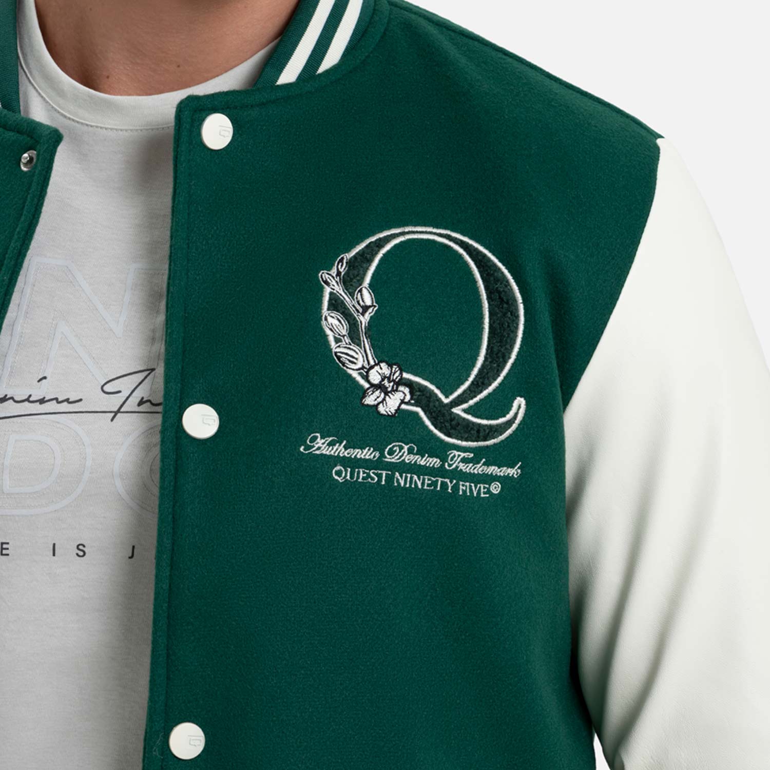 CHAQUETA BOMBER COLOR VERDE TORMENTA