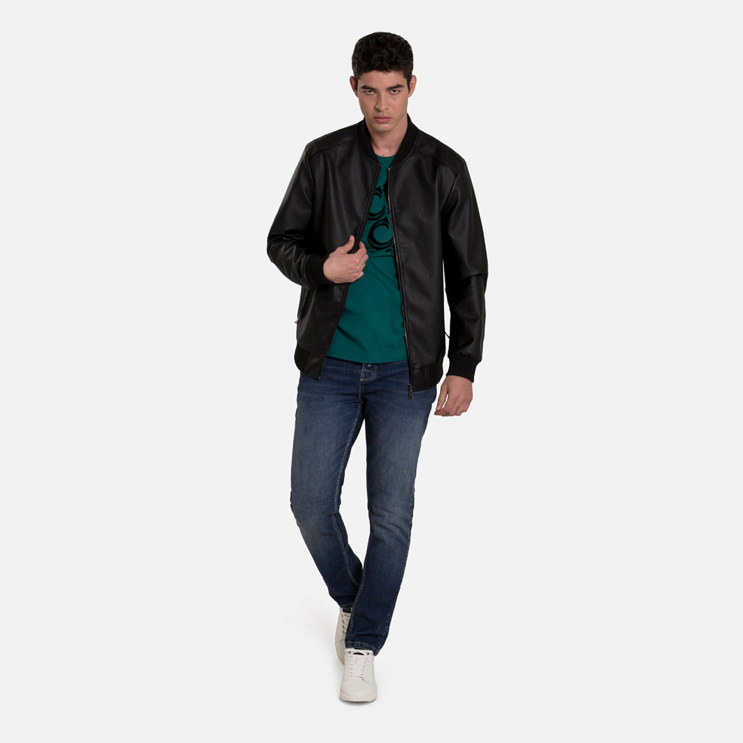 CHAQUETA BOMBER COLOR NEGRO