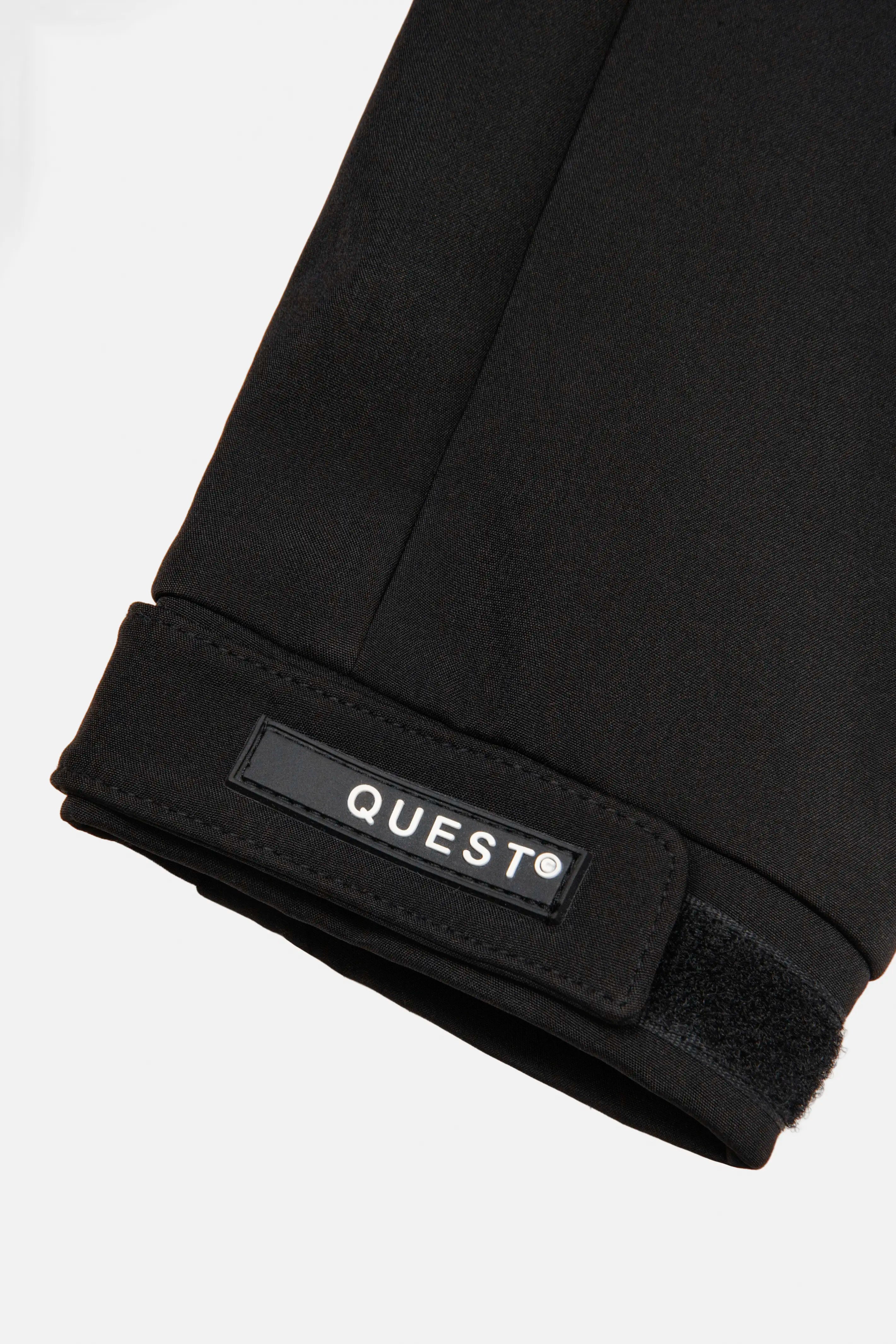 CHAQUETA PARKA COLOR NEGRO