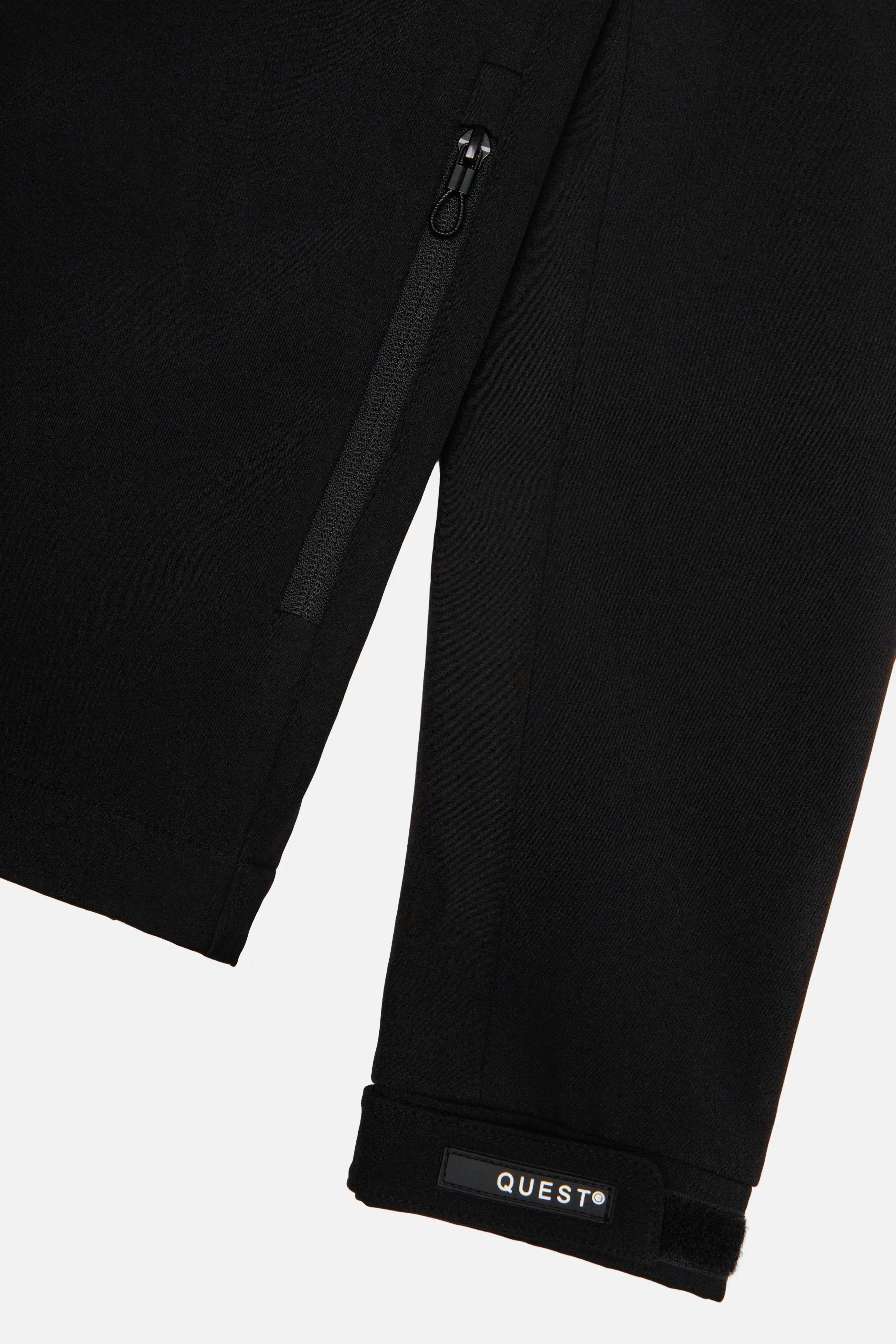 CHAQUETA PARKA COLOR NEGRO