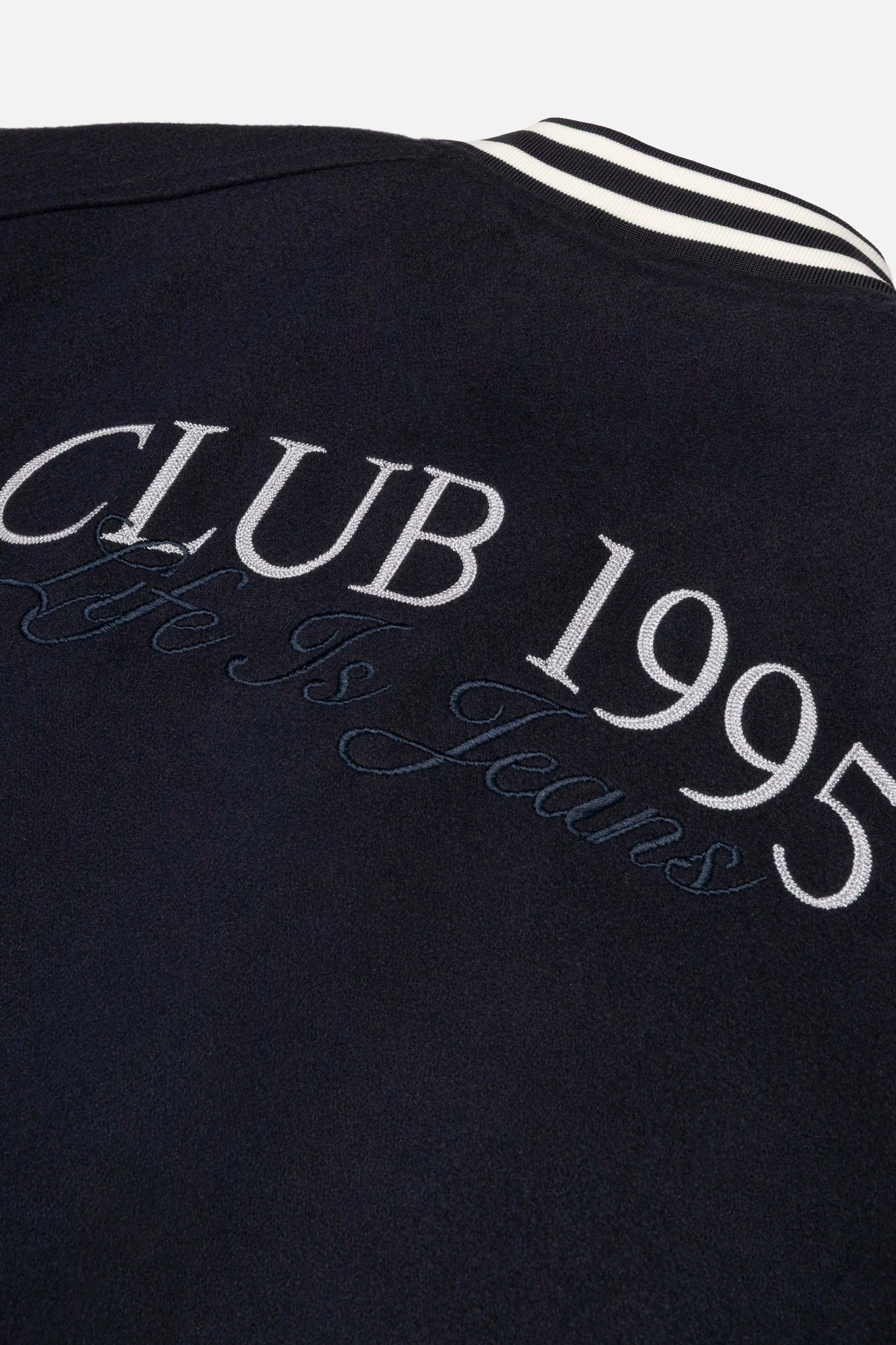 CHAQUETA BOMBER COLOR AZUL OSCURO