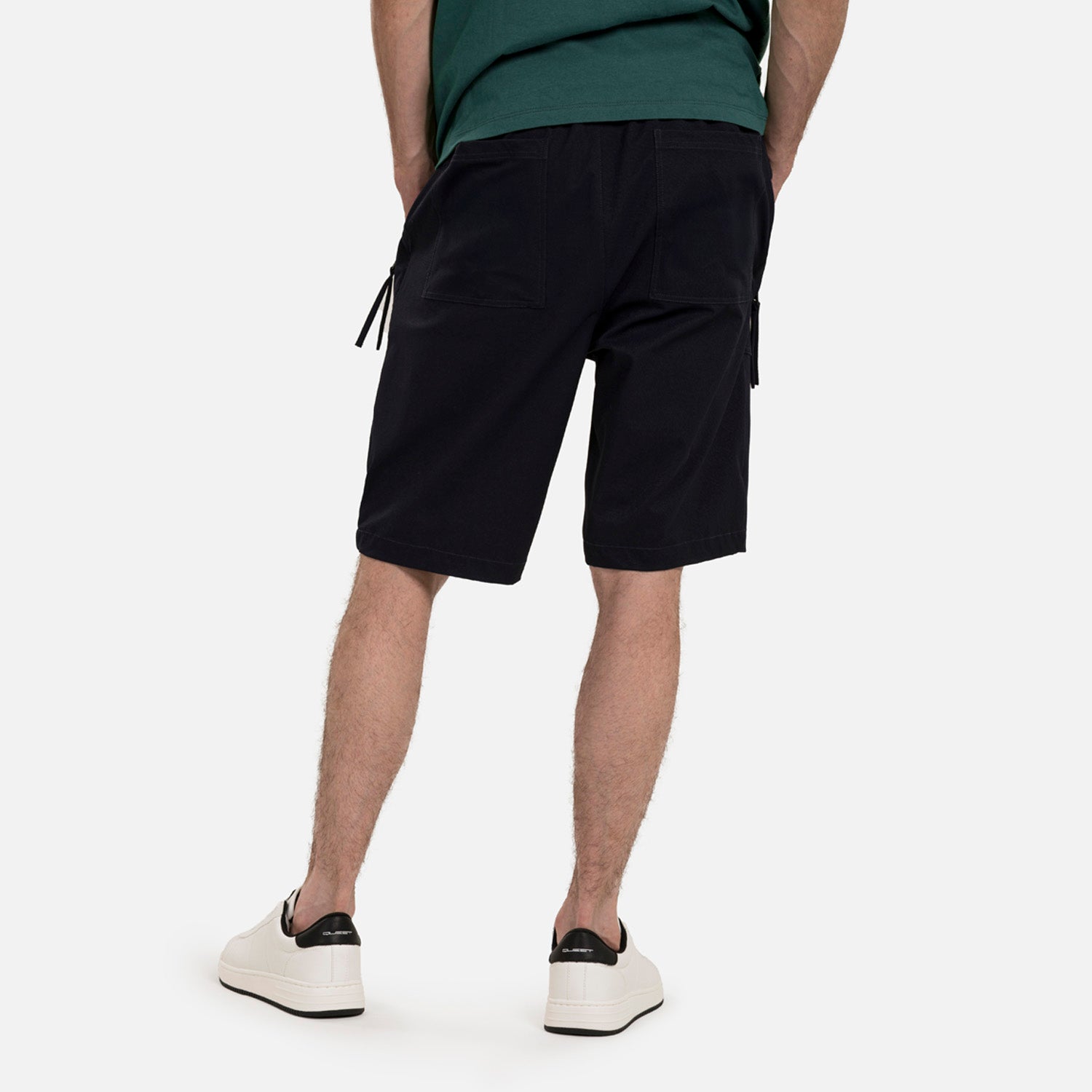 BERMUDA JOGG COLOR AZUL NOCHE