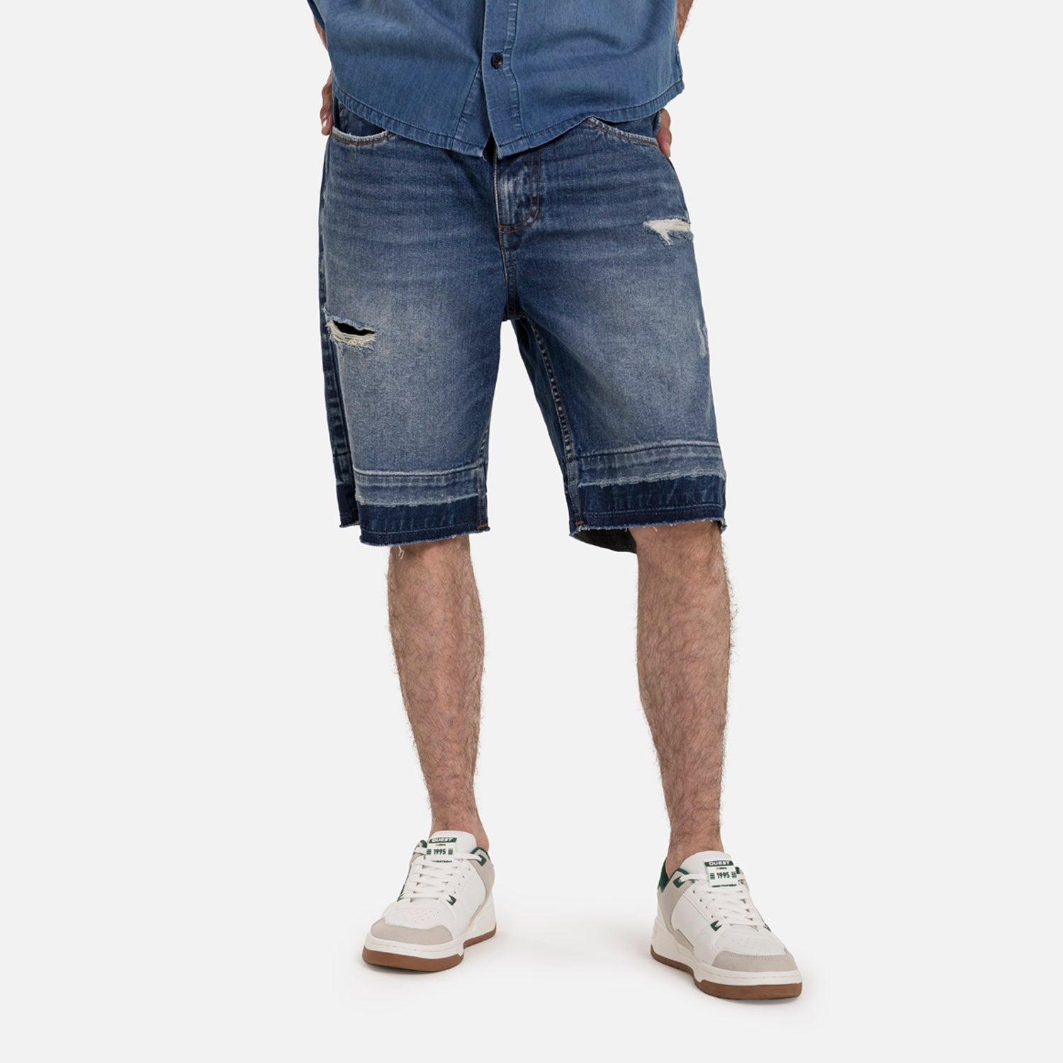 BERMUDA 5 BOLSILLOS COLOR AZUL MEDIO