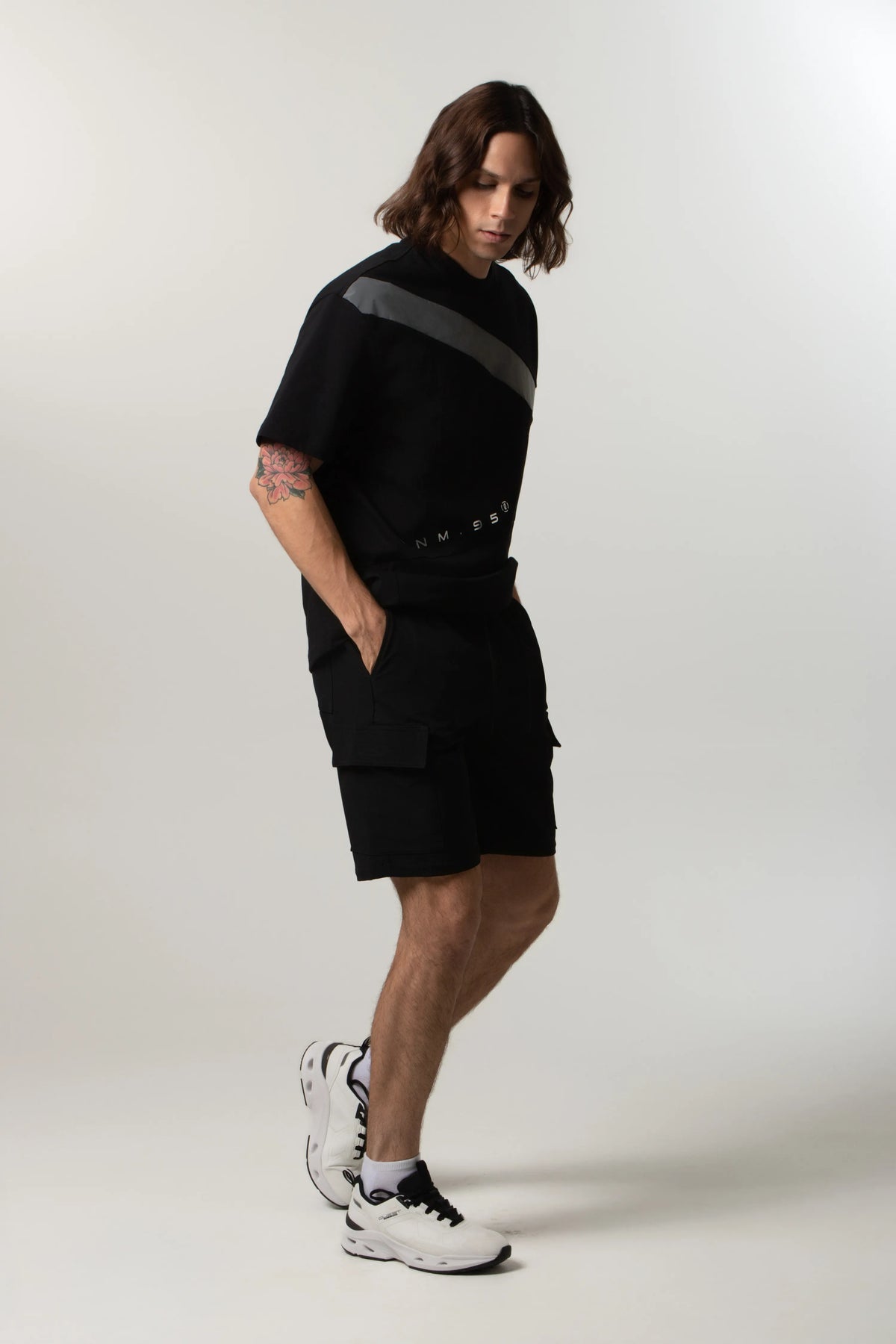 BERMUDA CARGO COLOR NEGRO