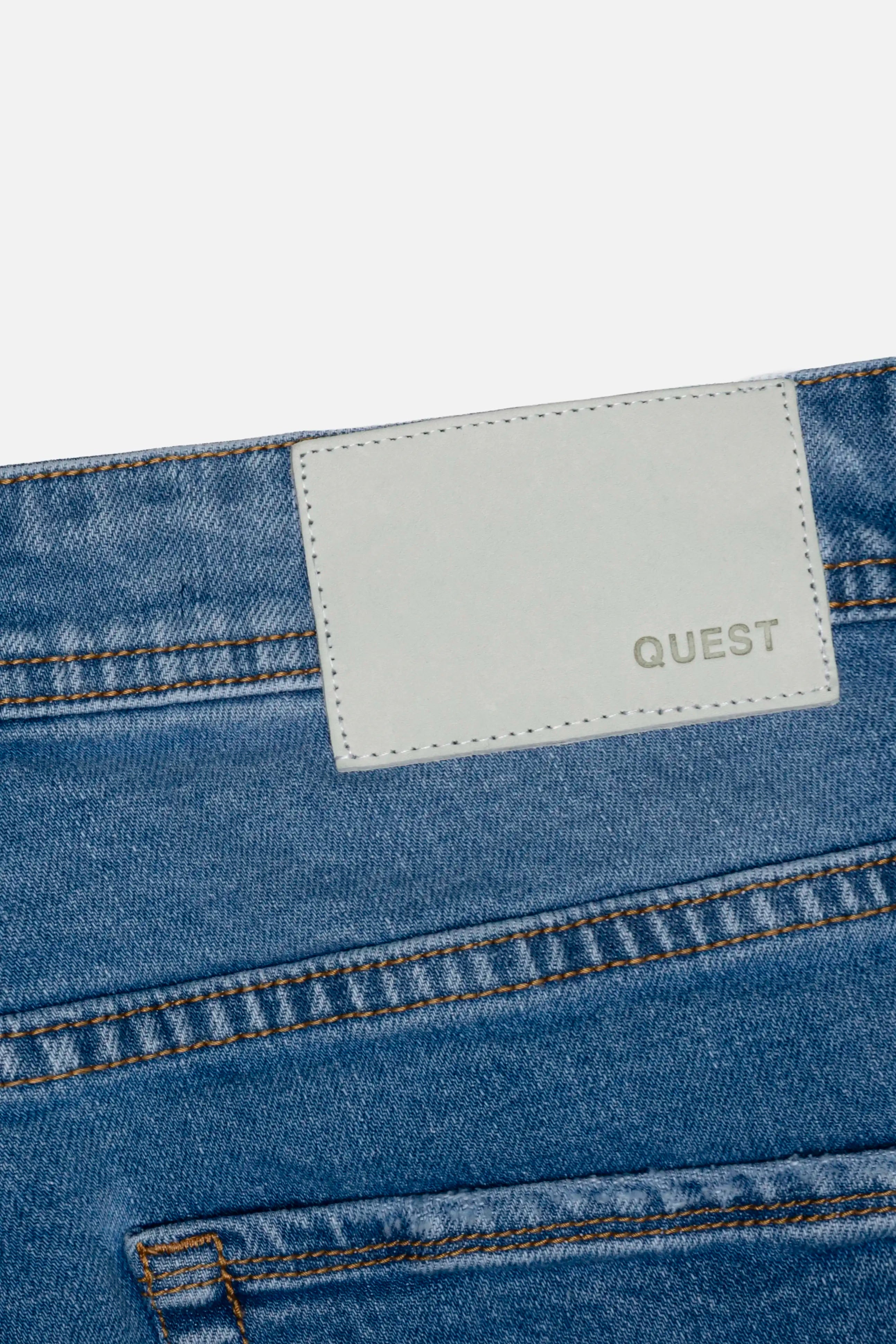 BERMUDA 5 BOLSILLOS COLOR AZUL CLARO