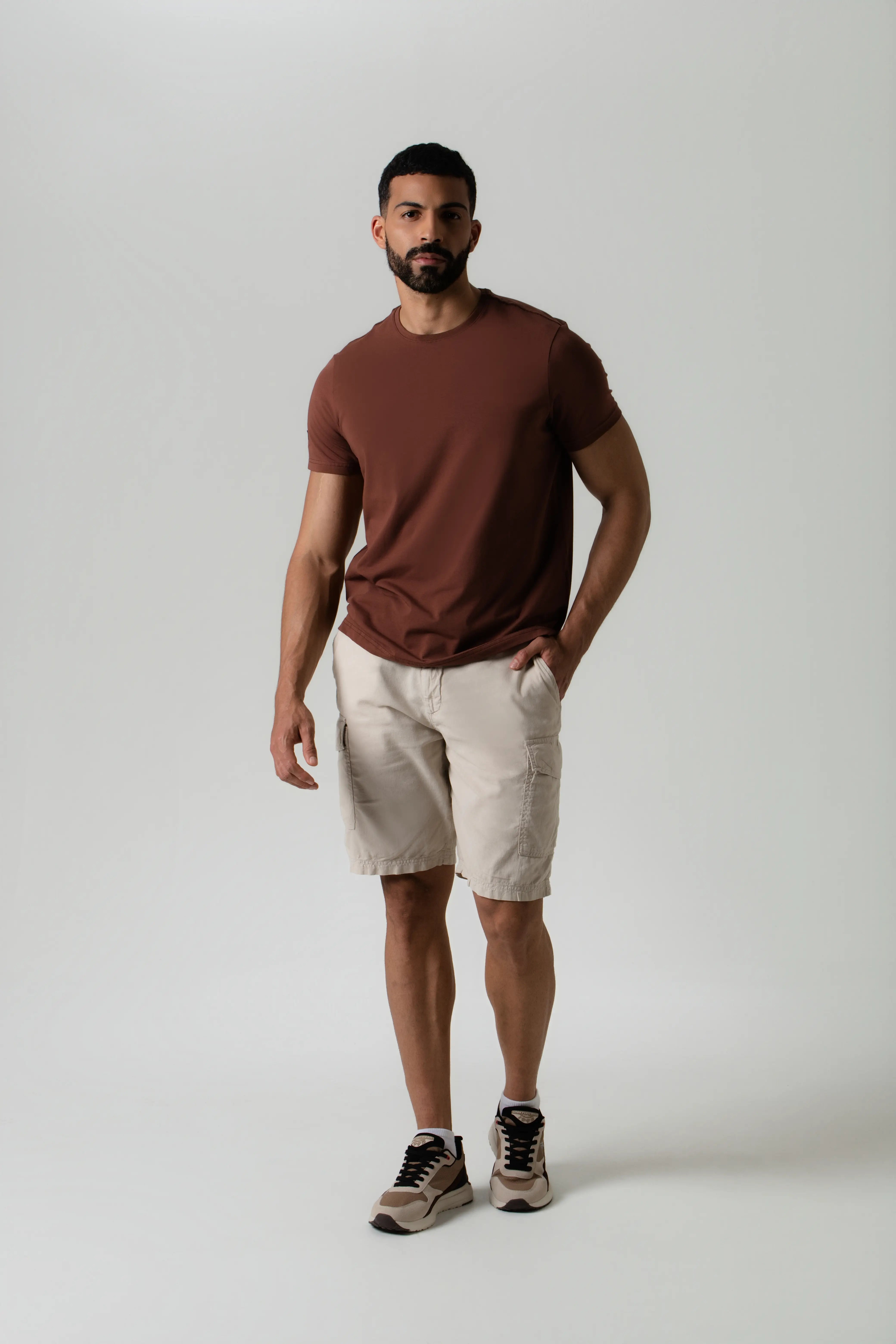 BERMUDA TIPO CHINO COLOR BEIGE