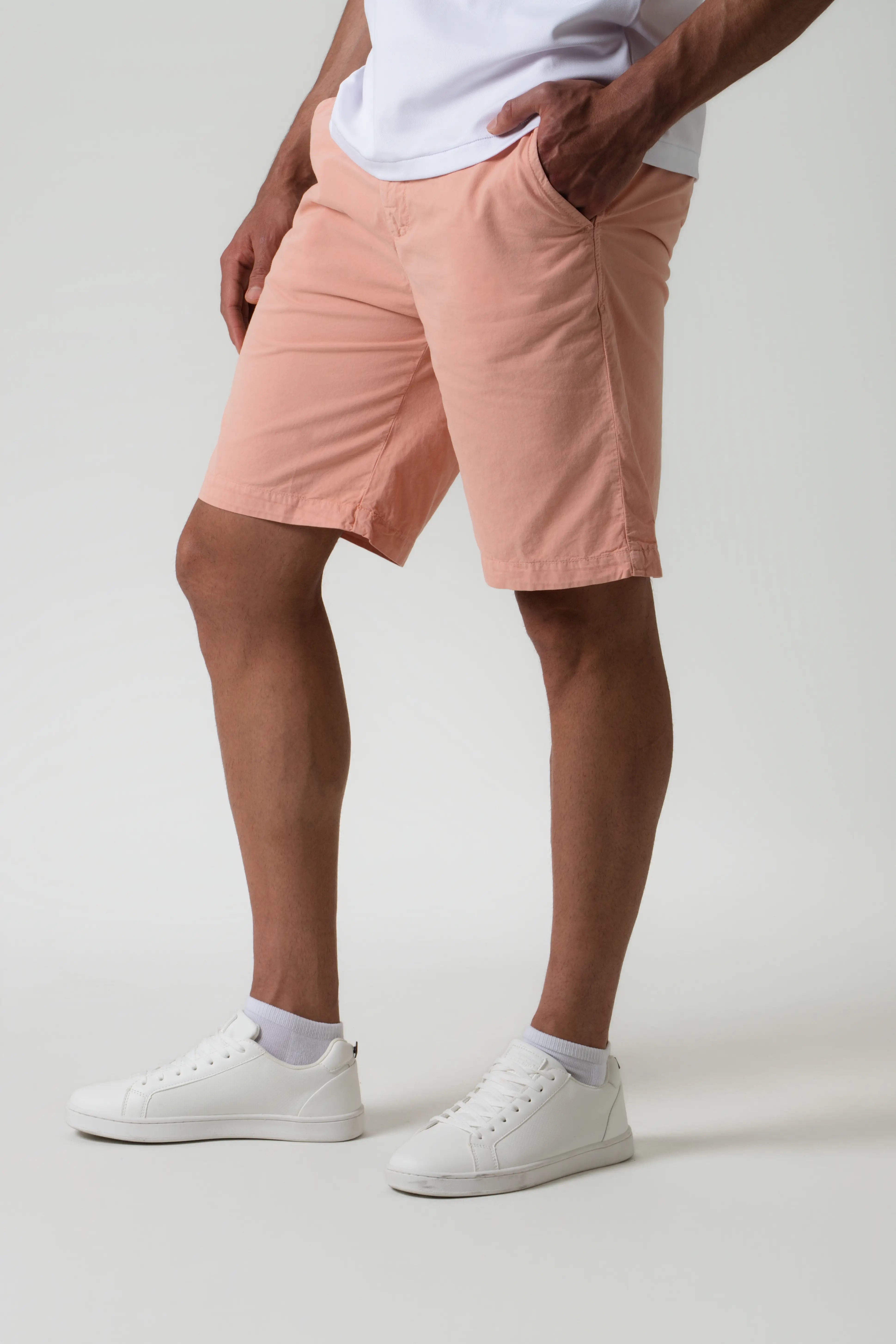 BERMUDA TIPO CHINO COLOR DURAZNO