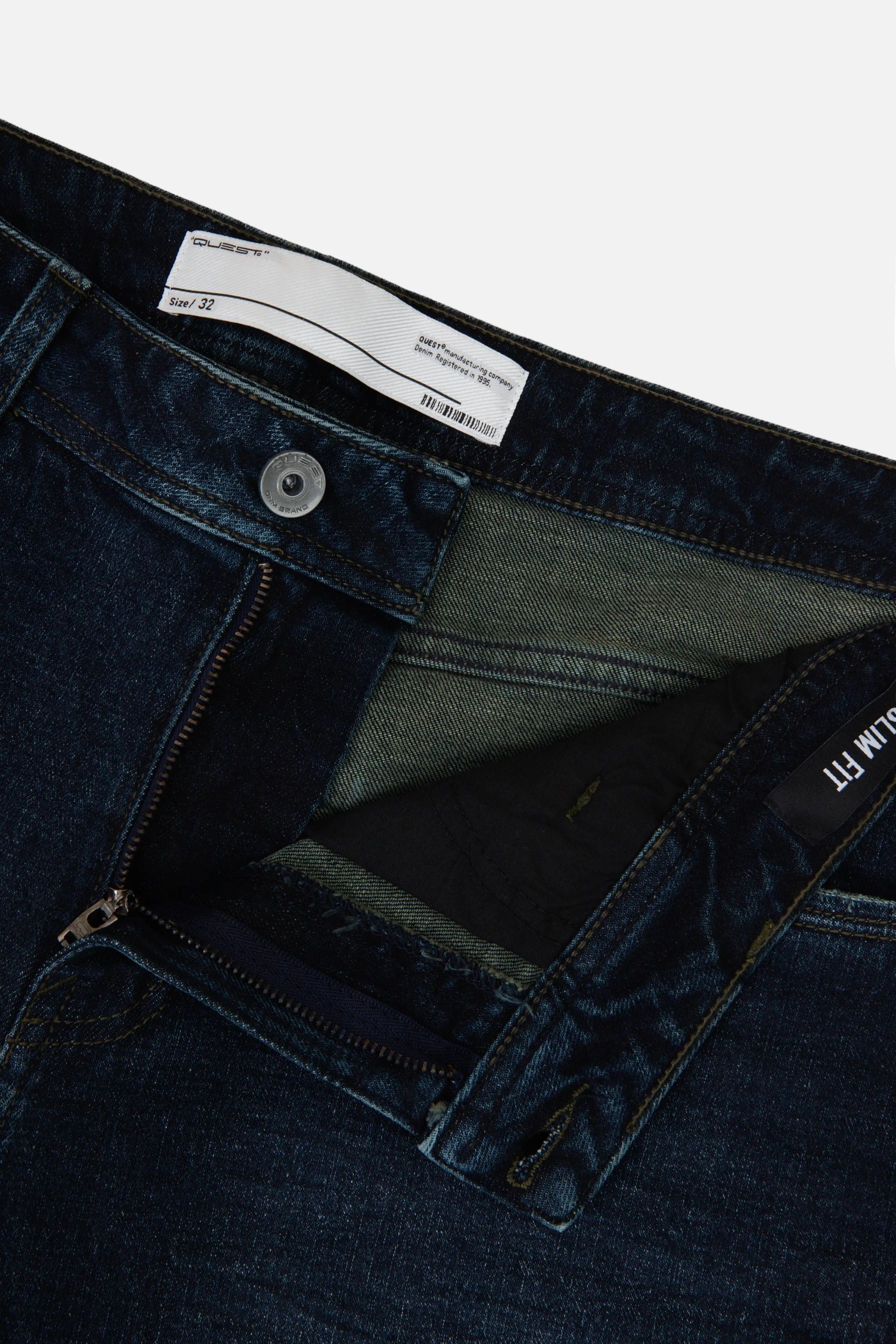 BERMUDA 5 BOLSILLOS COLOR AZUL OSCURO