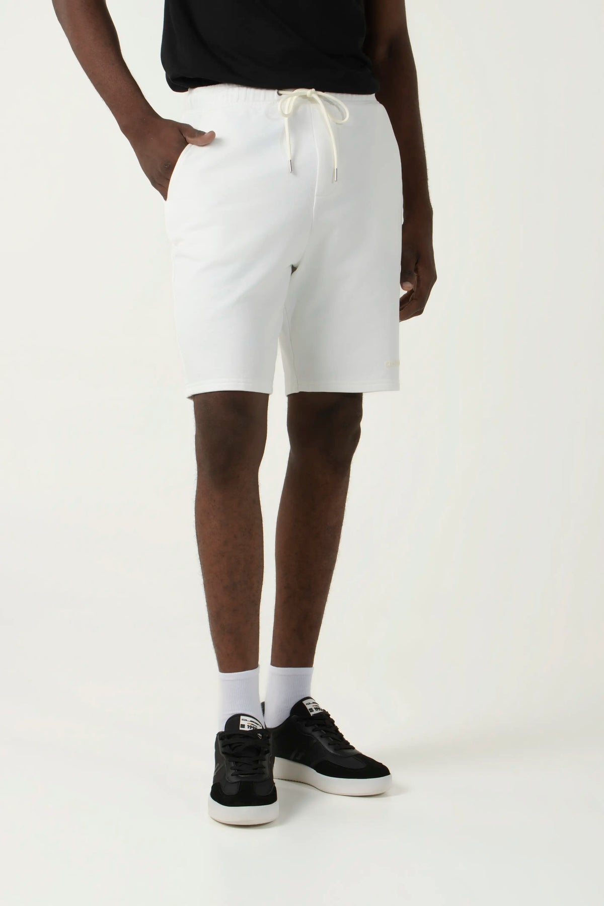 BERMUDA JOGG COLOR IVORY