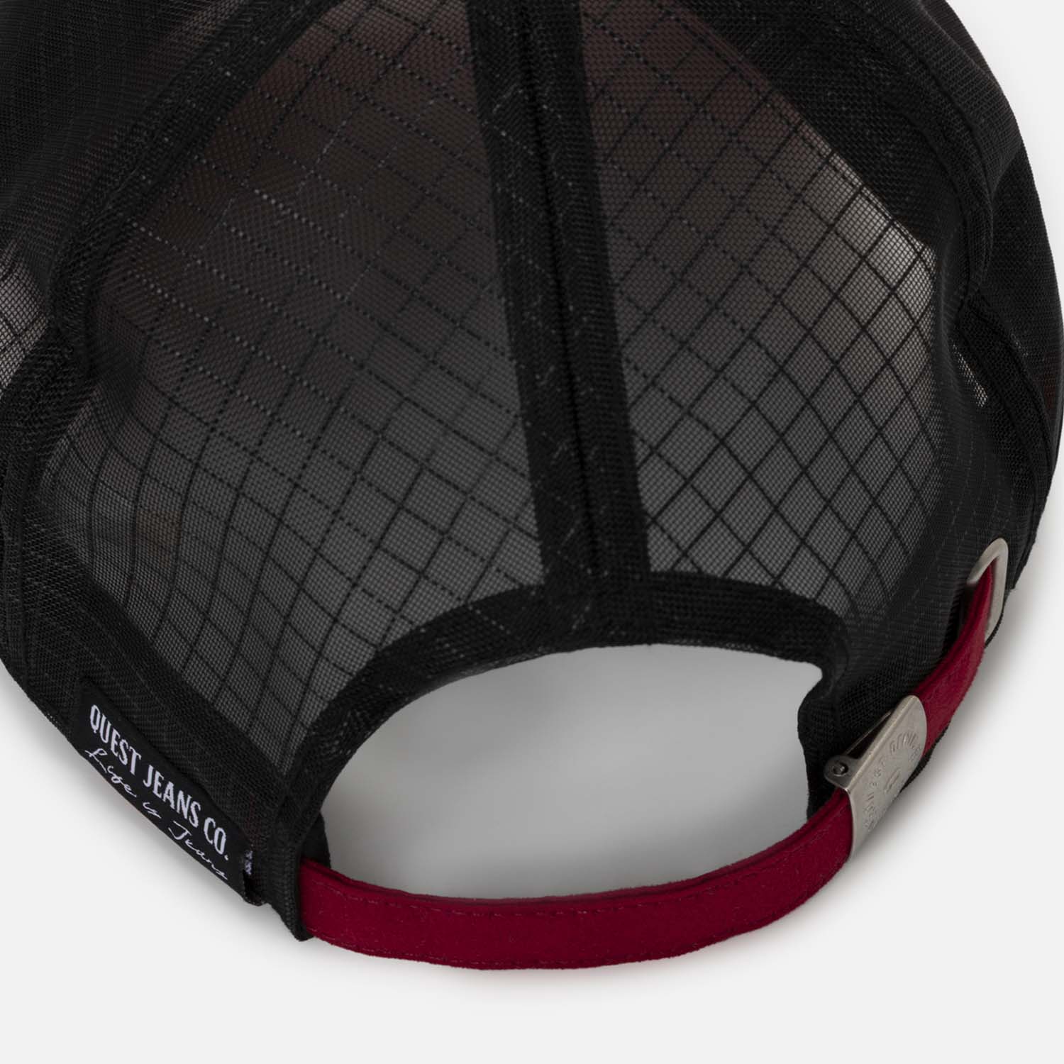 GORRA BEISBOLERA COLOR ROJO OSCURO