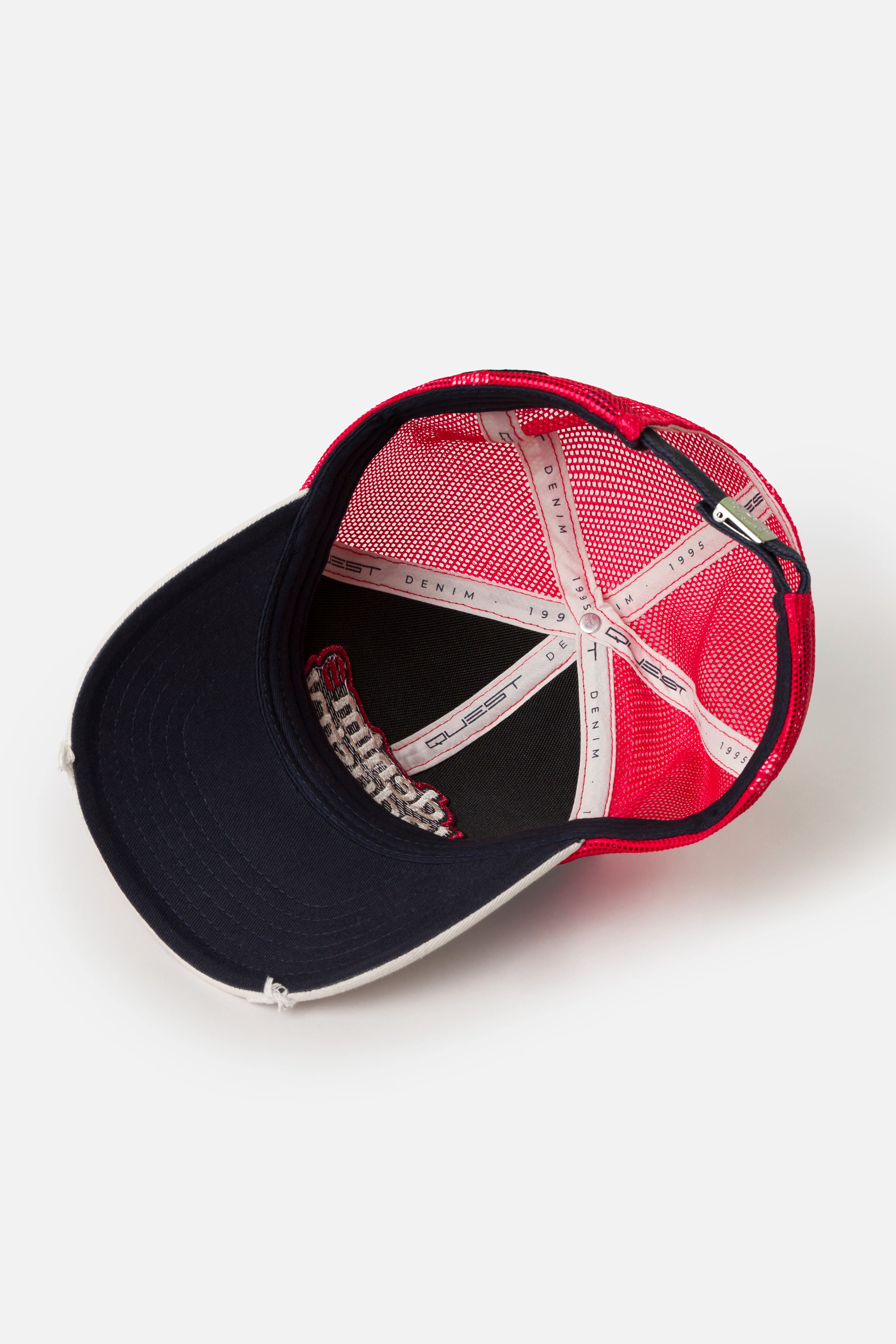 GORRA CAMIONERA COLOR ROJO