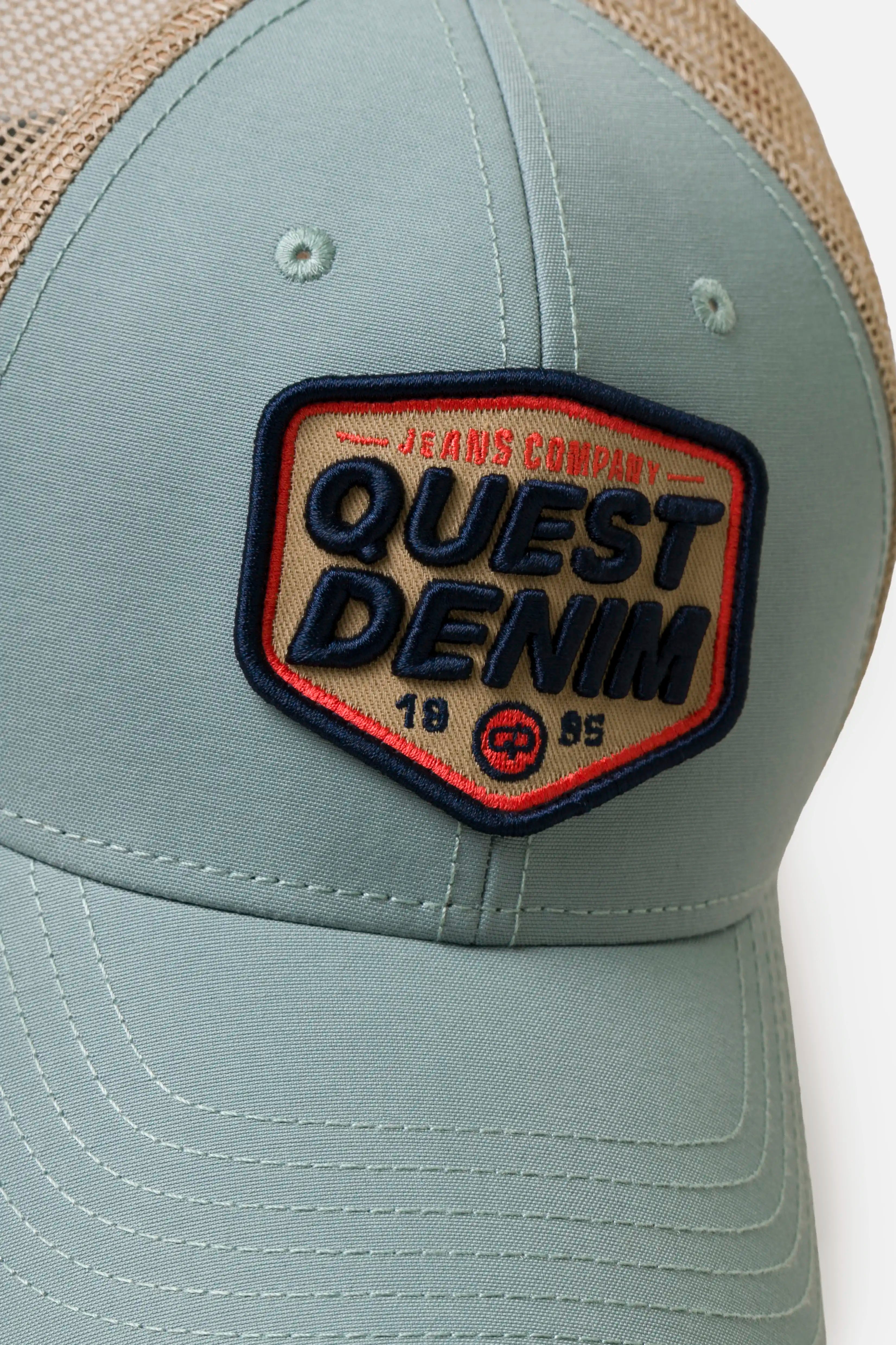 GORRA CAMIONERA COLOR AZUL GLACIAR