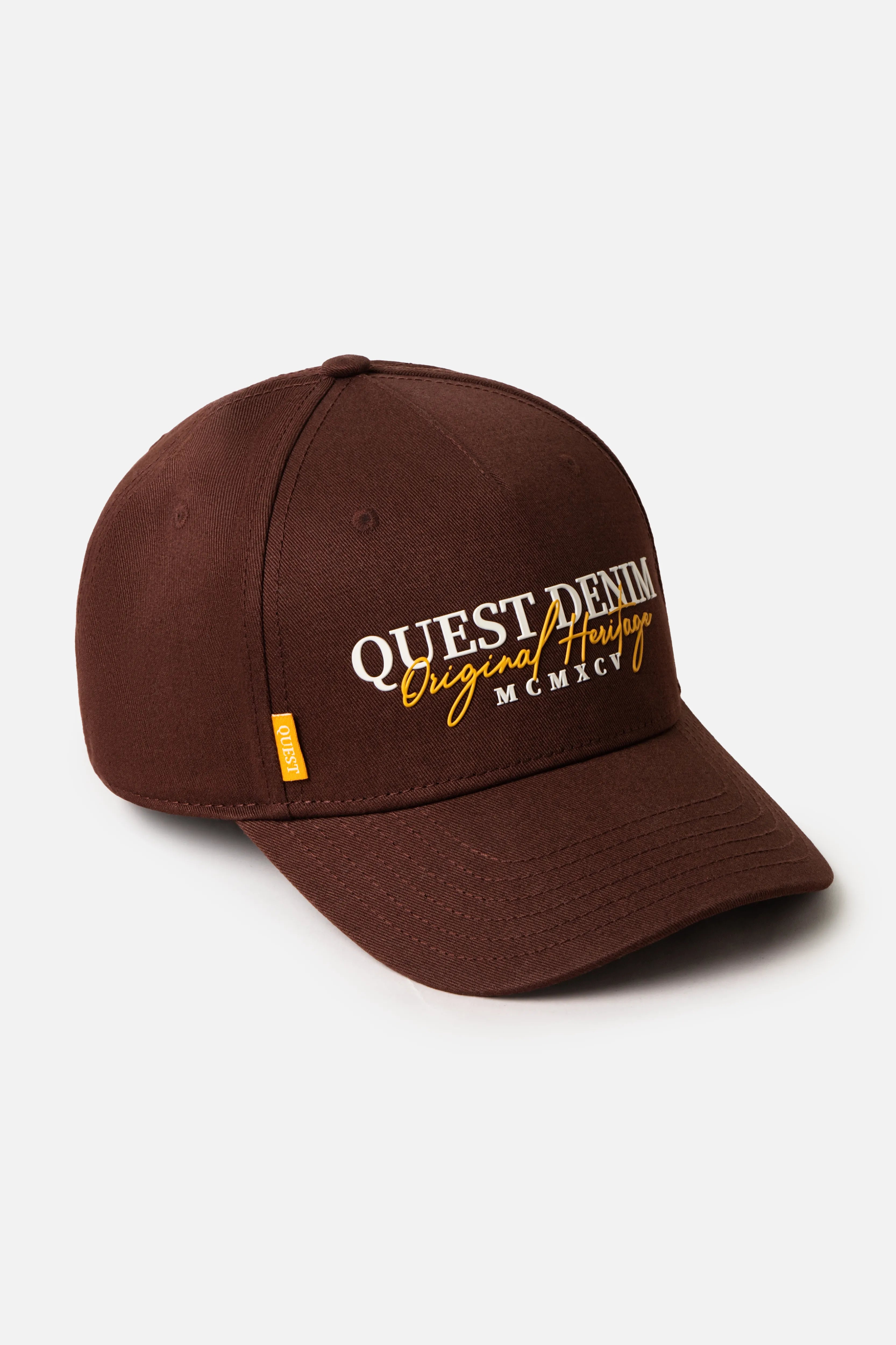 GORRA BEISBOLERA COLOR BRUNETTE