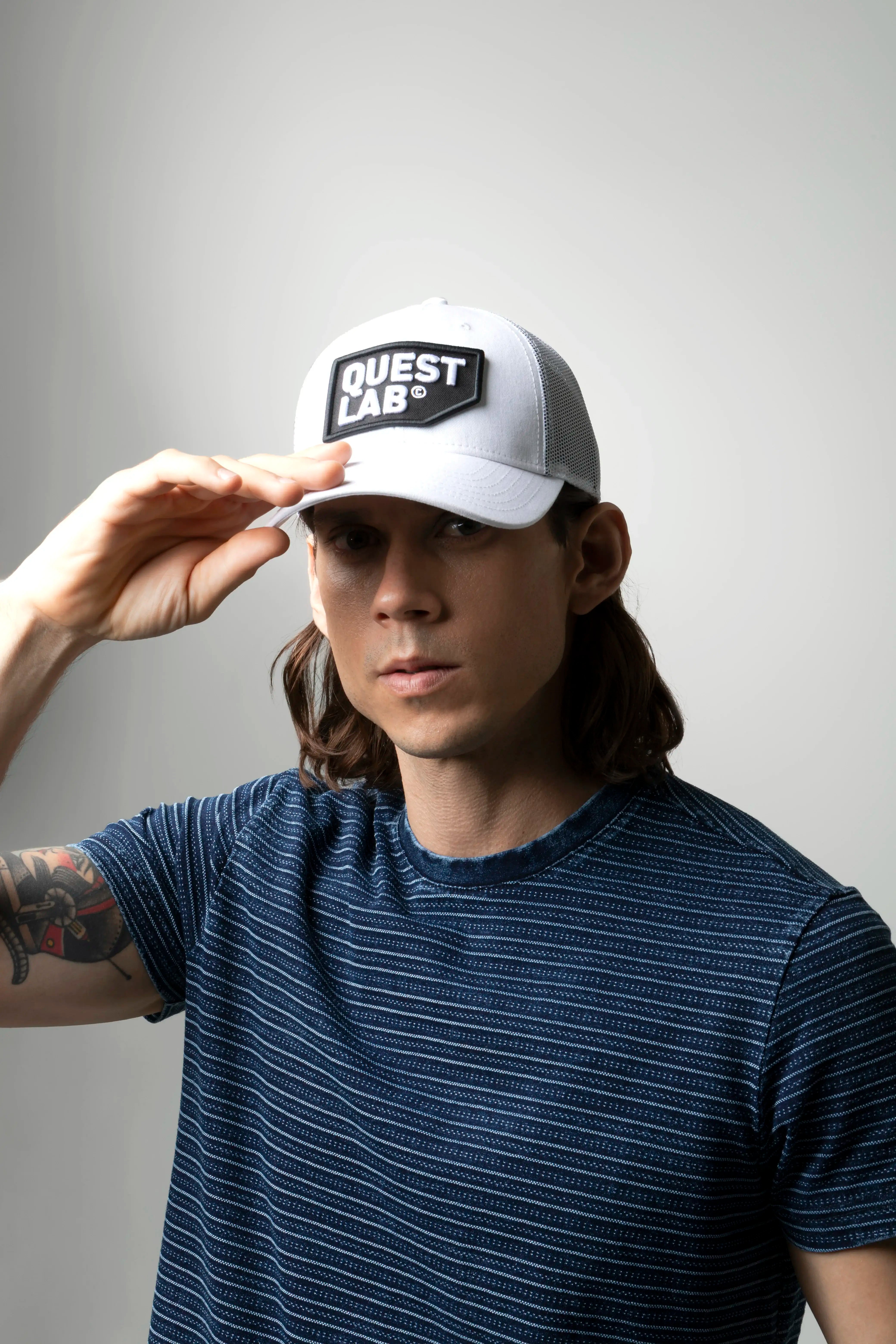 GORRA CAMIONERA COLOR BLANCO BLANCO