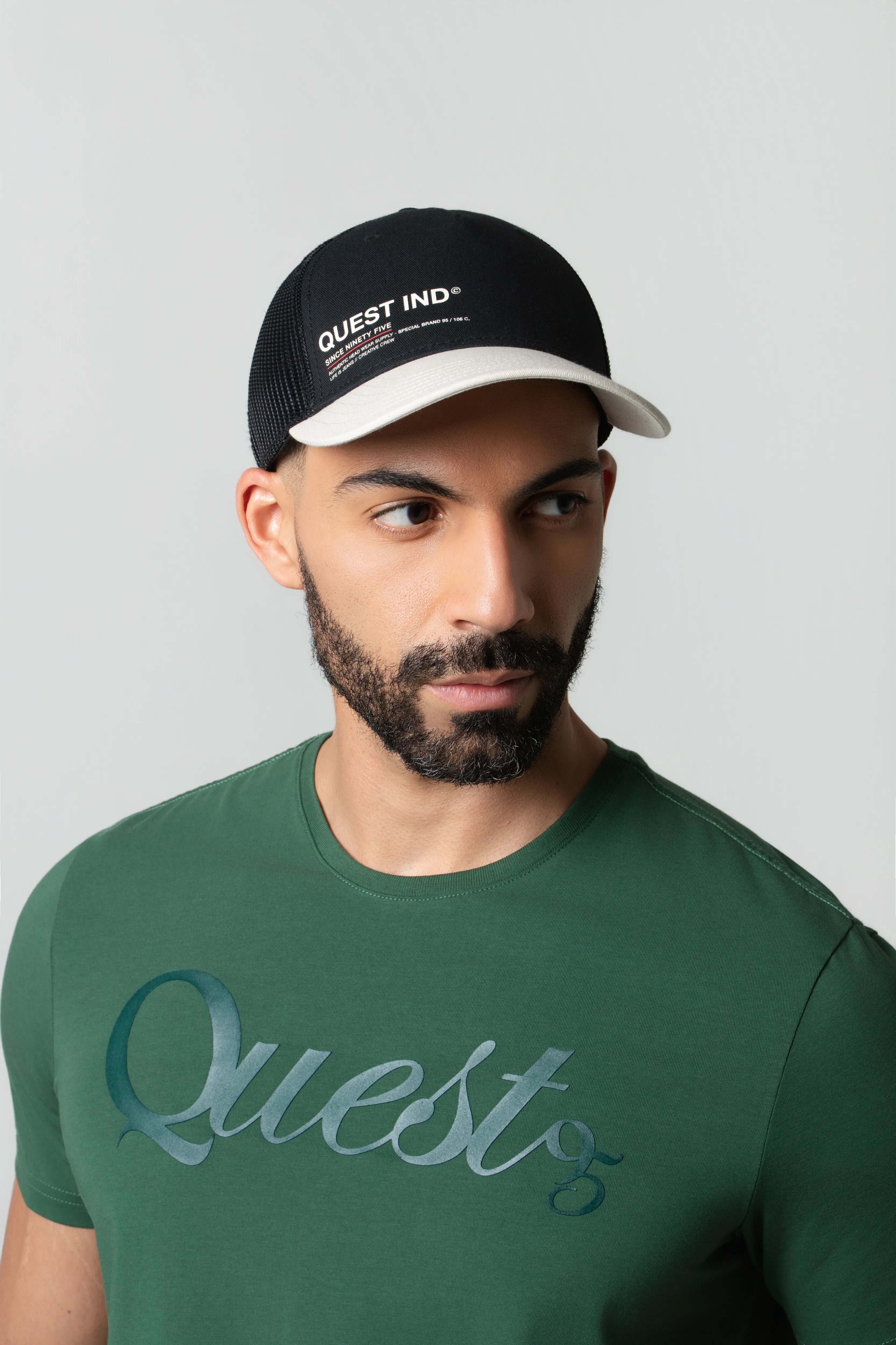 GORRA CAMIONERA COLOR NEGRO