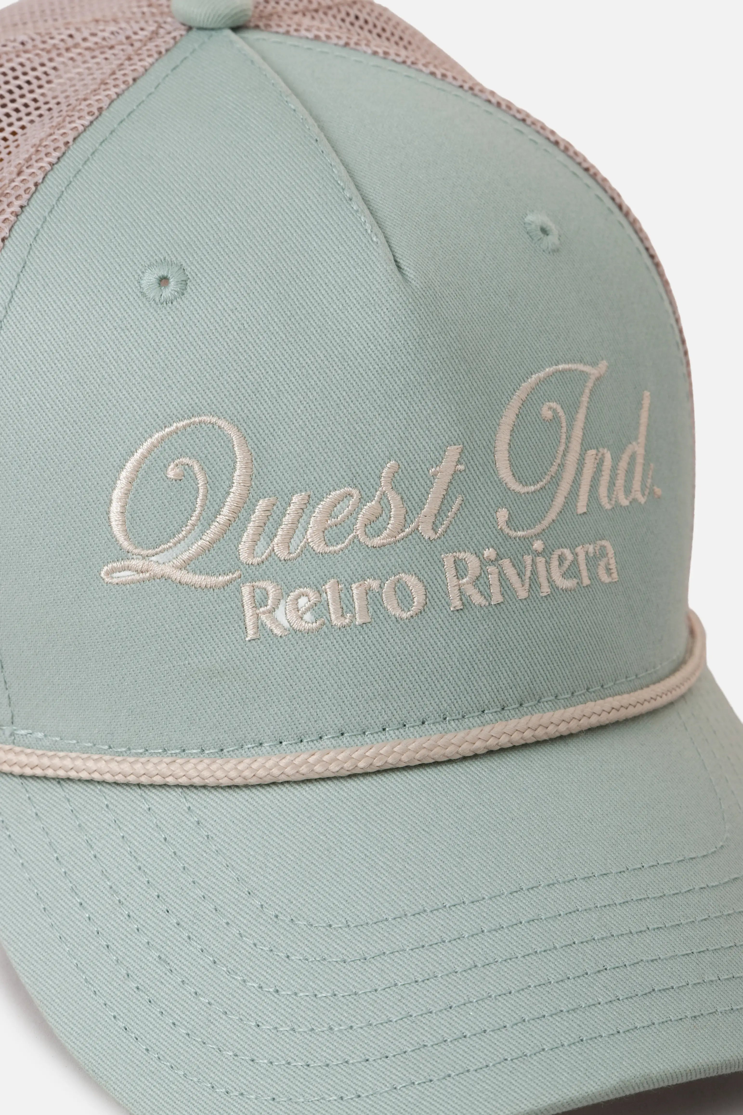 GORRA CAMIONERA COLOR FROSTY GREEN