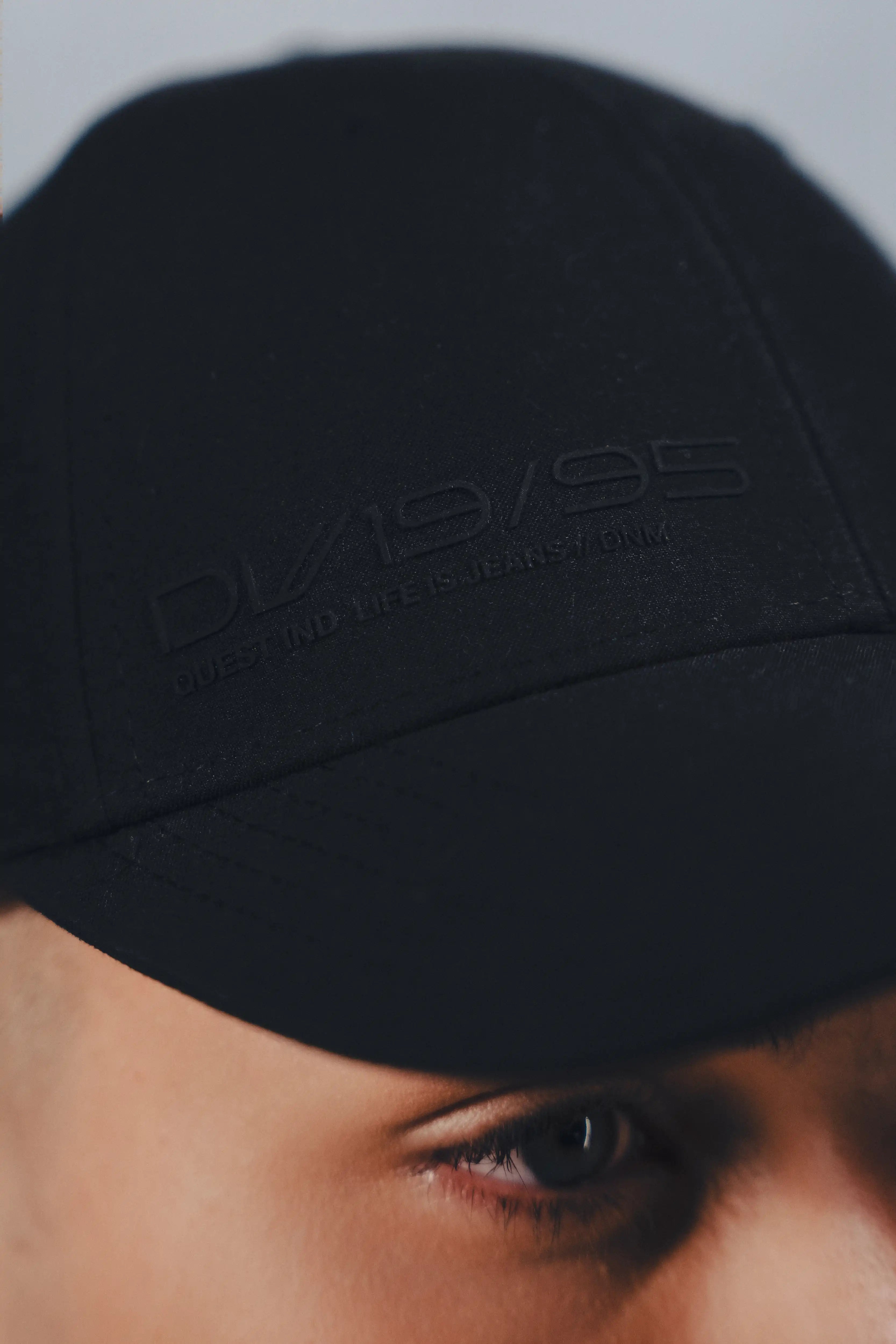 GORRA BEISBOLERA COLOR NEGRO