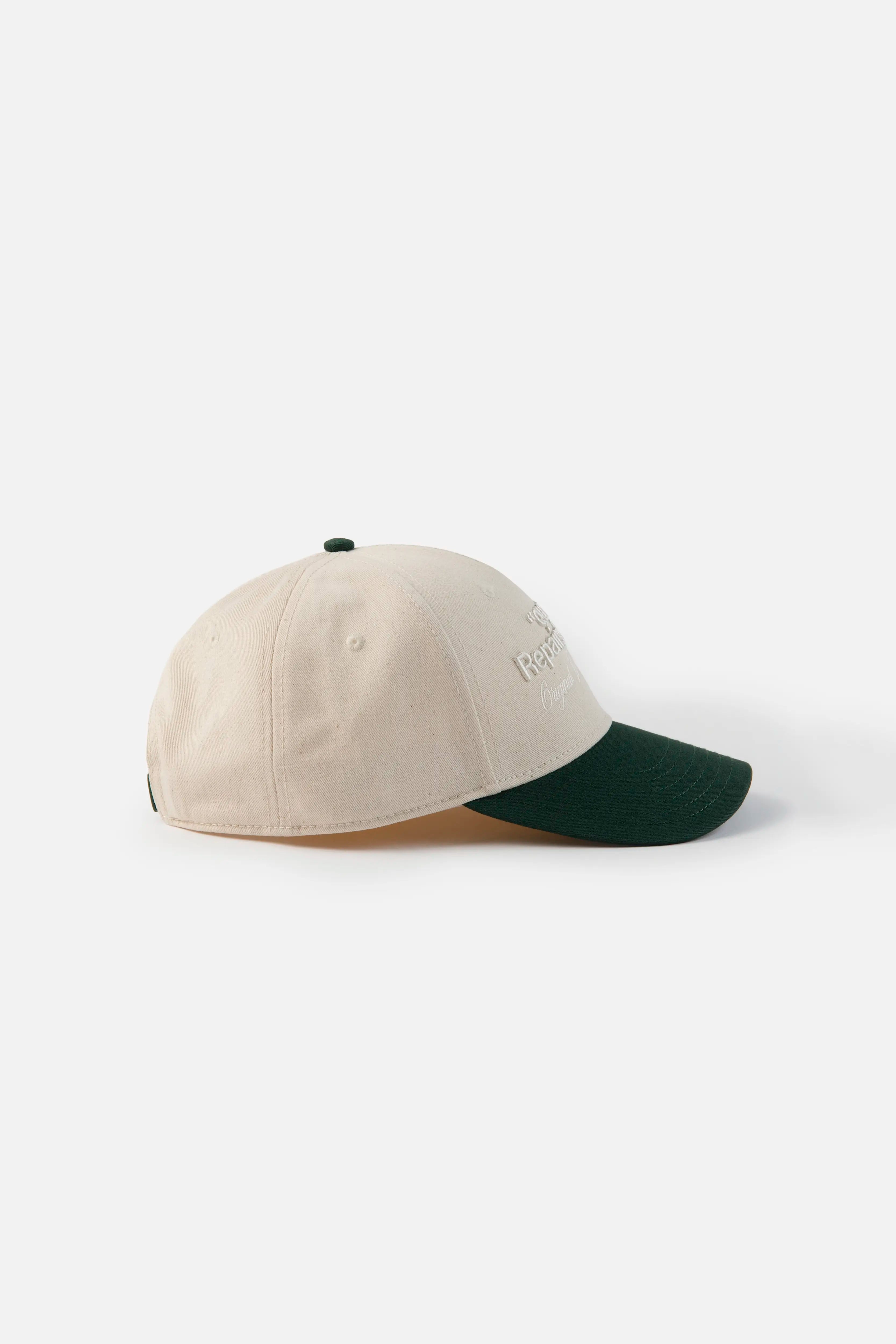 GORRA BEISBOLERA COLOR IVORY