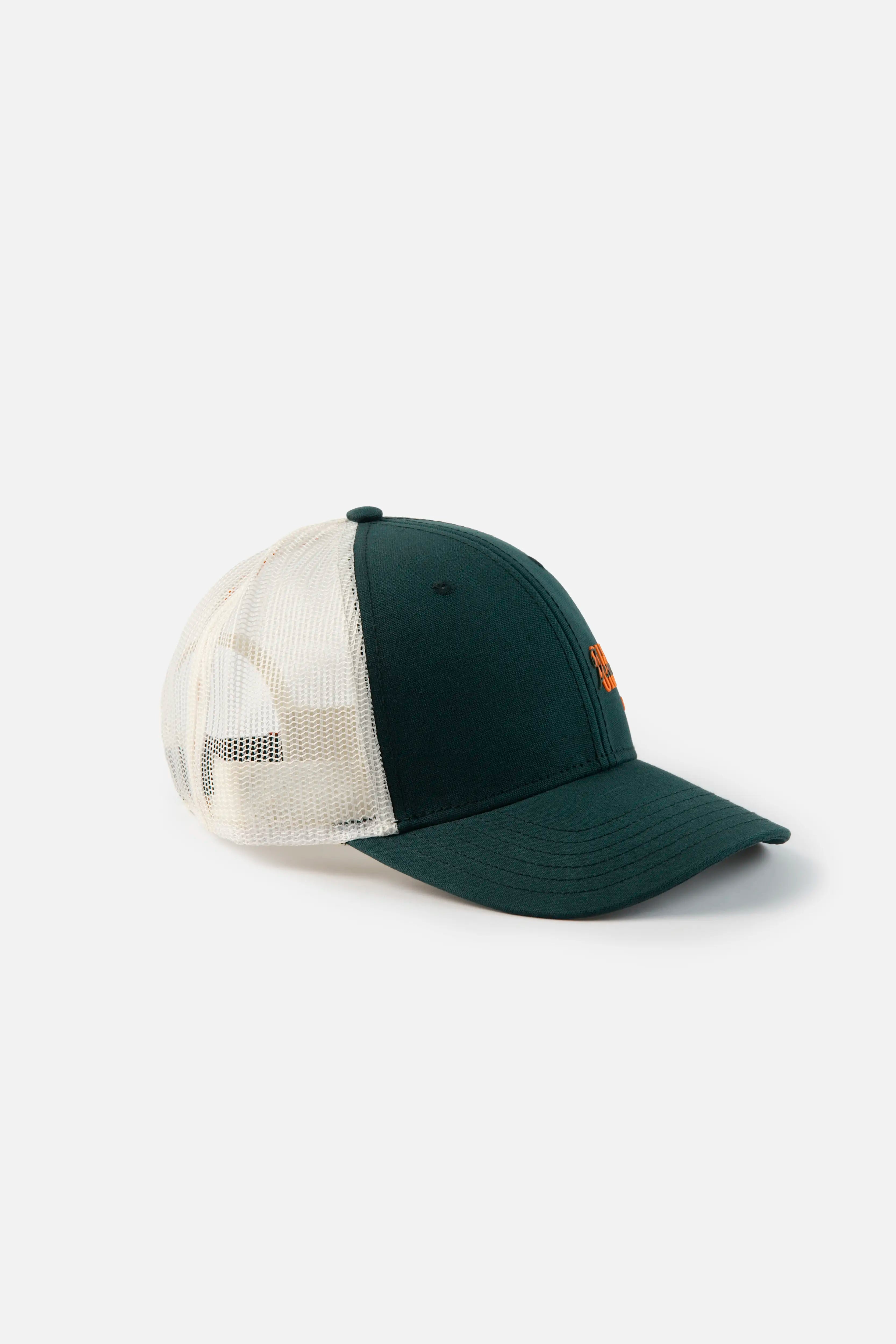 GORRA CAMIONERA COLOR BLACK FOREST