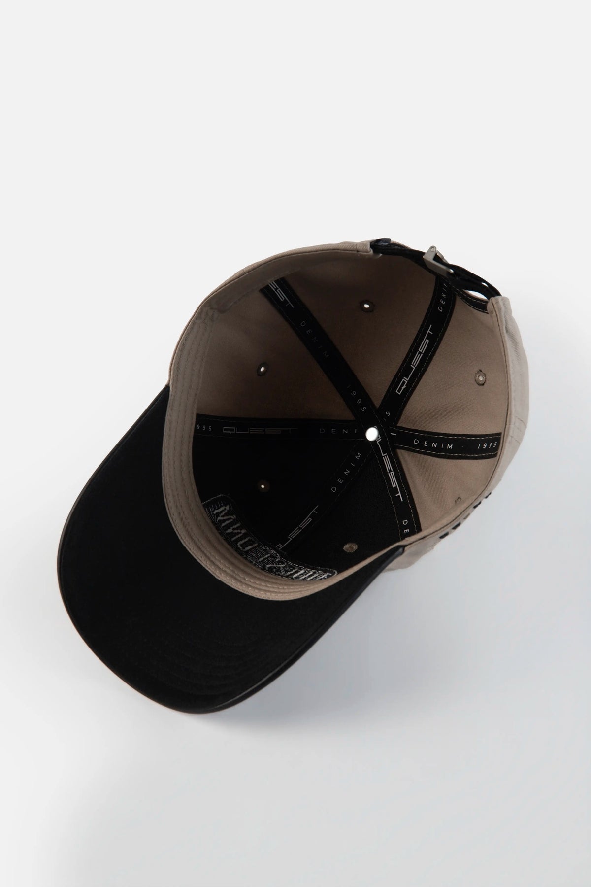 GORRA BEISBOLERA COLOR NEGRO