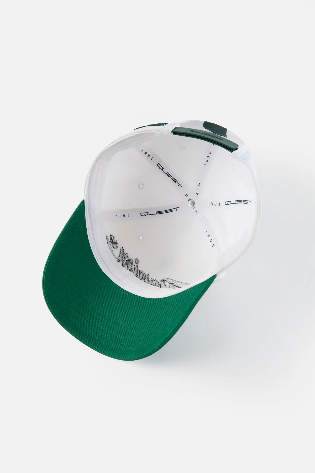 GORRA BEISBOLERA COLOR BLANCO