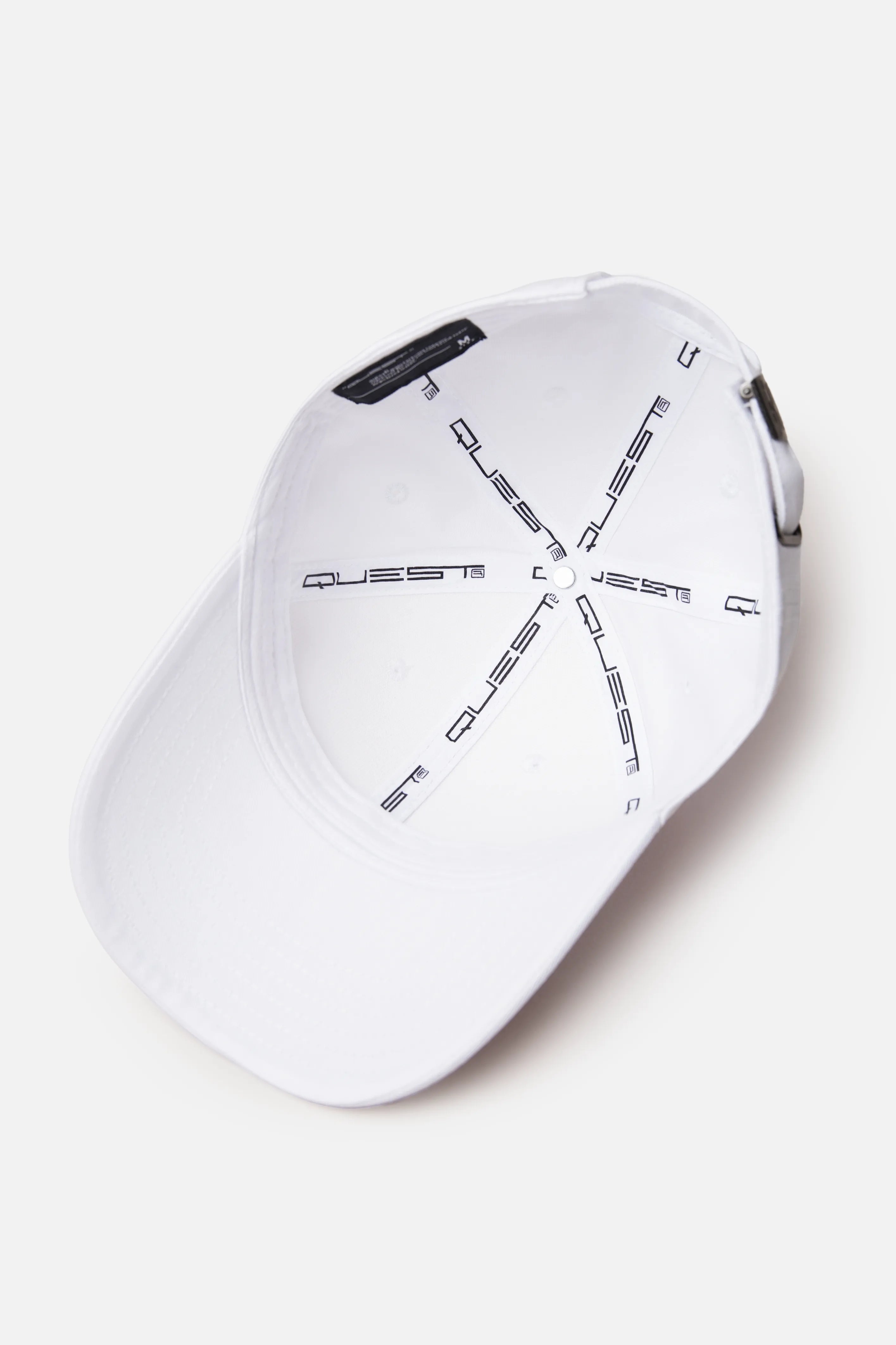 GORRA BEISBOLERA COLOR BLANCO OPTICO