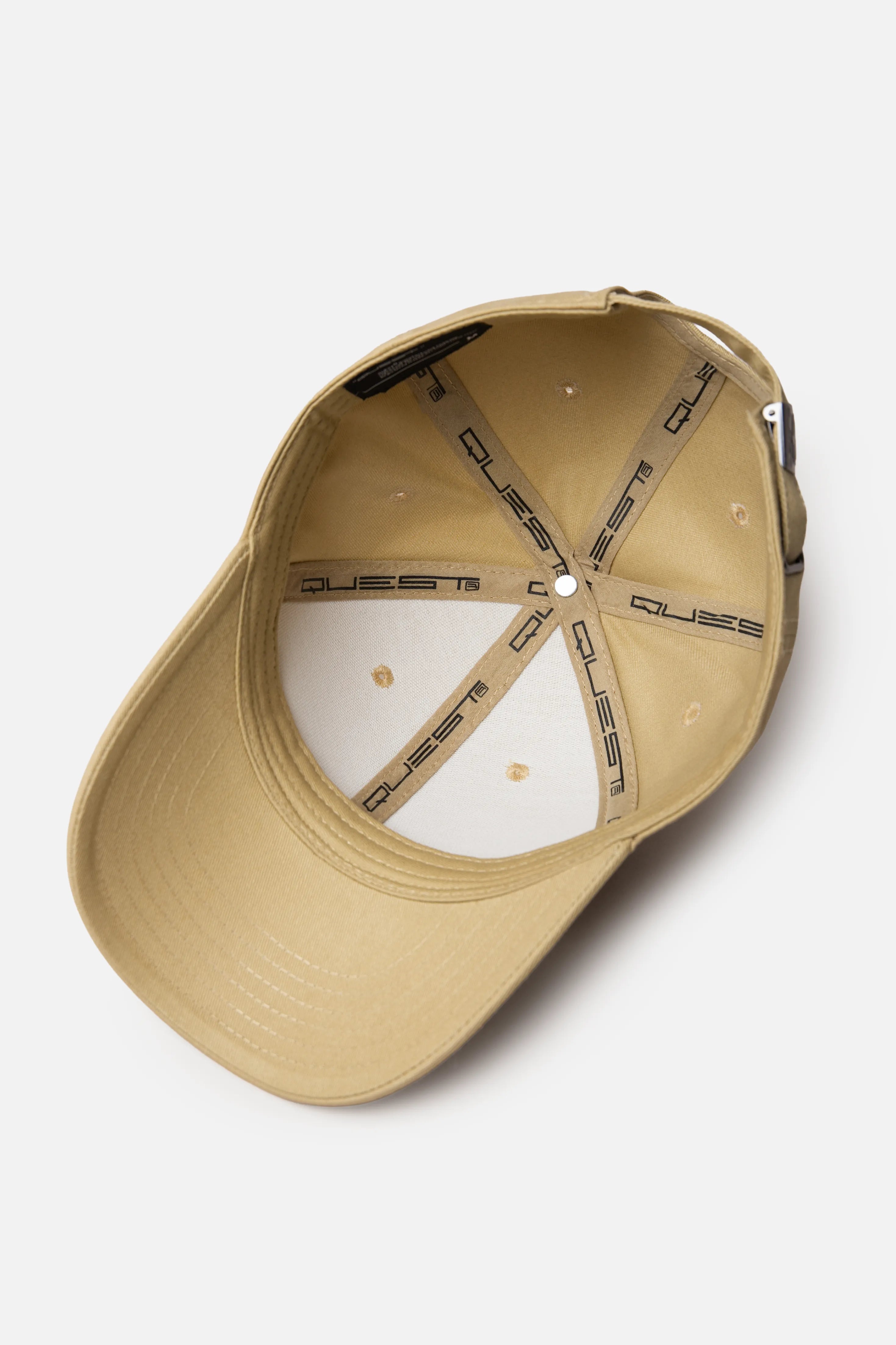 GORRA BEISBOLERA COLOR KAKI