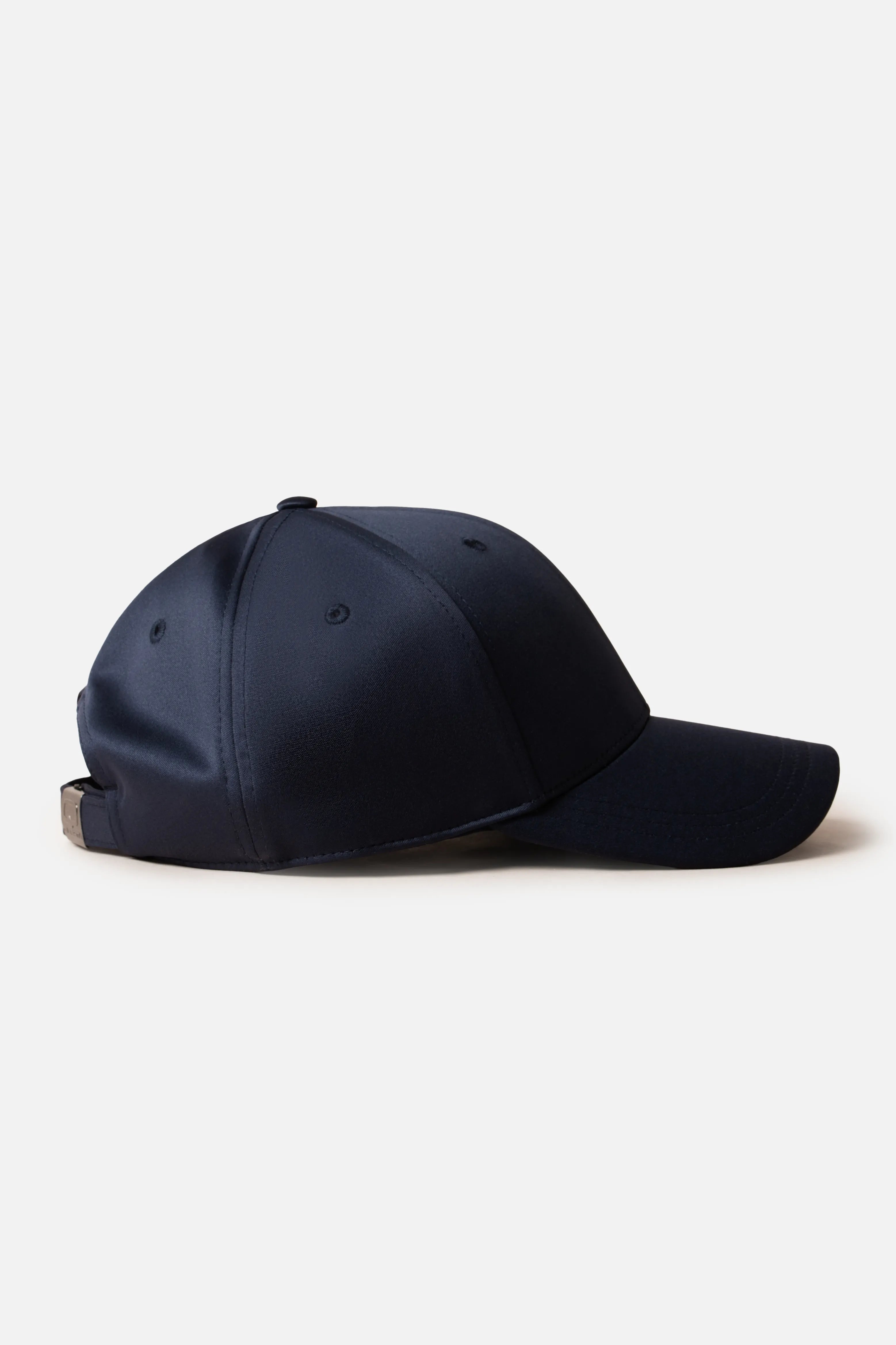 GORRA BEISBOLERA COLOR AZUL OSCURO