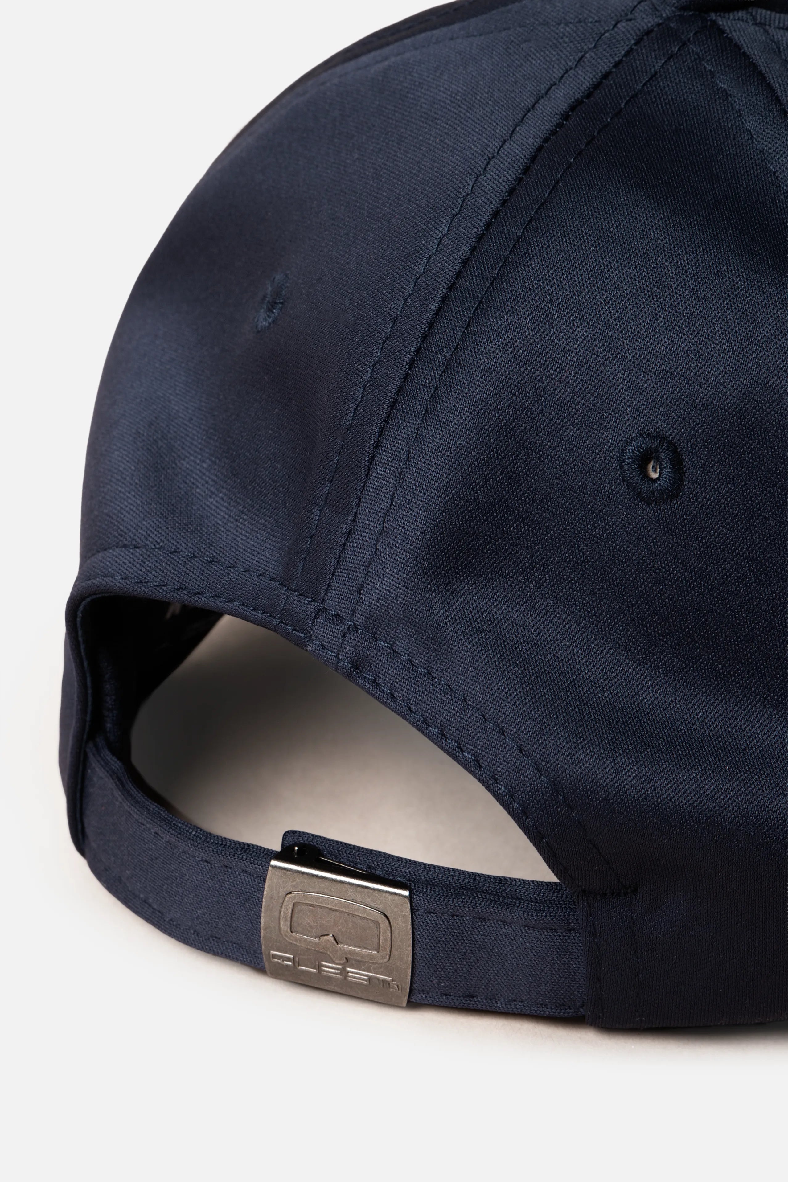 GORRA BEISBOLERA COLOR AZUL OSCURO