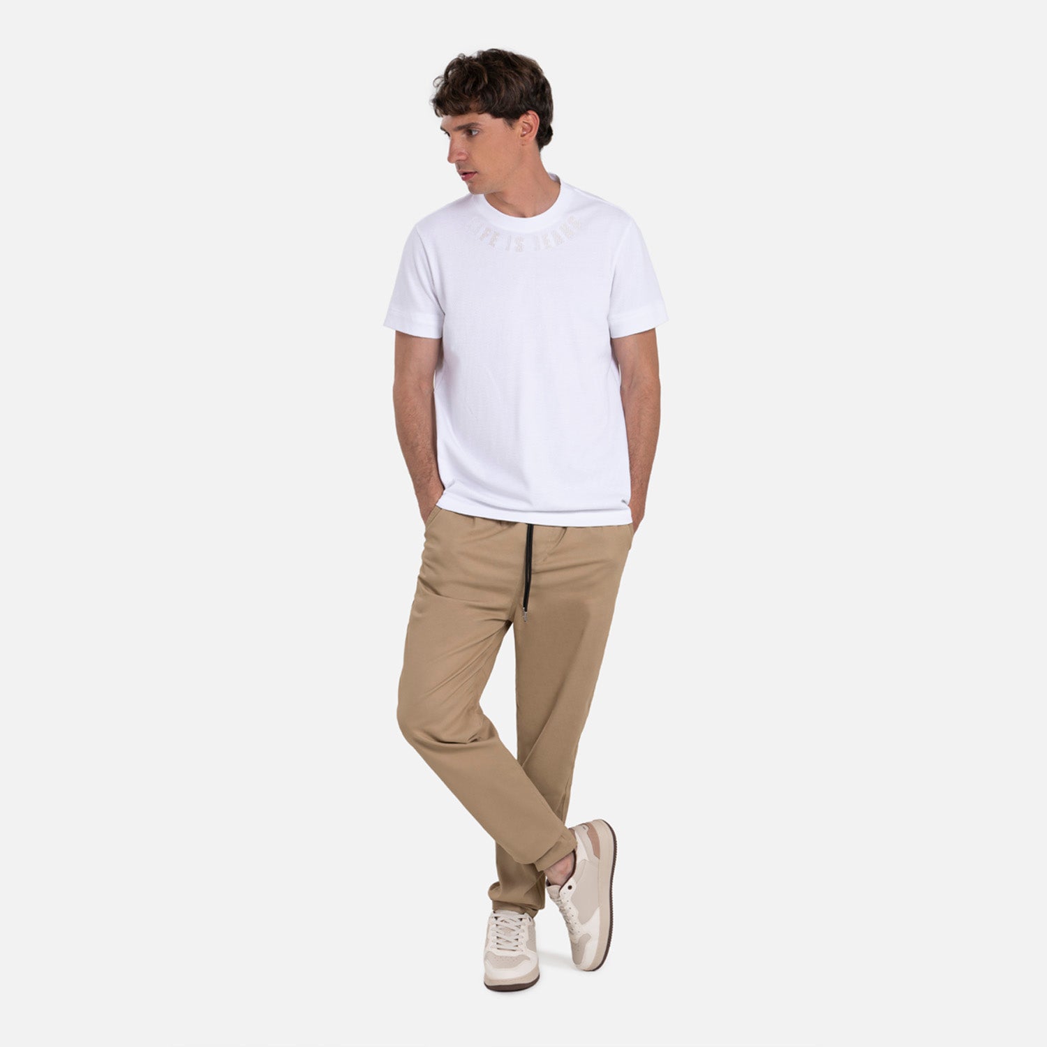 PANTALON JOGG COLOR BEIGE