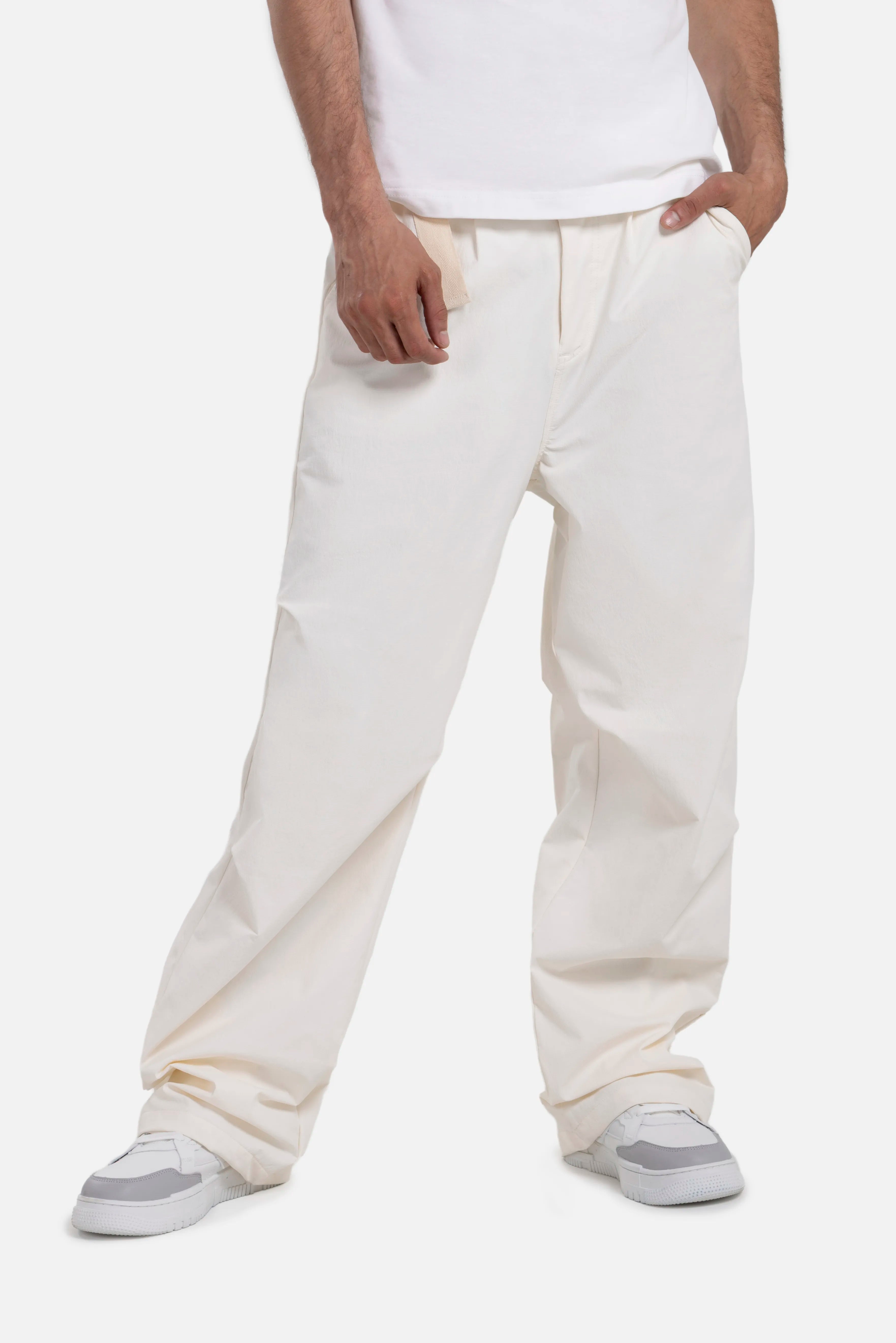PANTALON TIPO CHINO COLOR IVORY