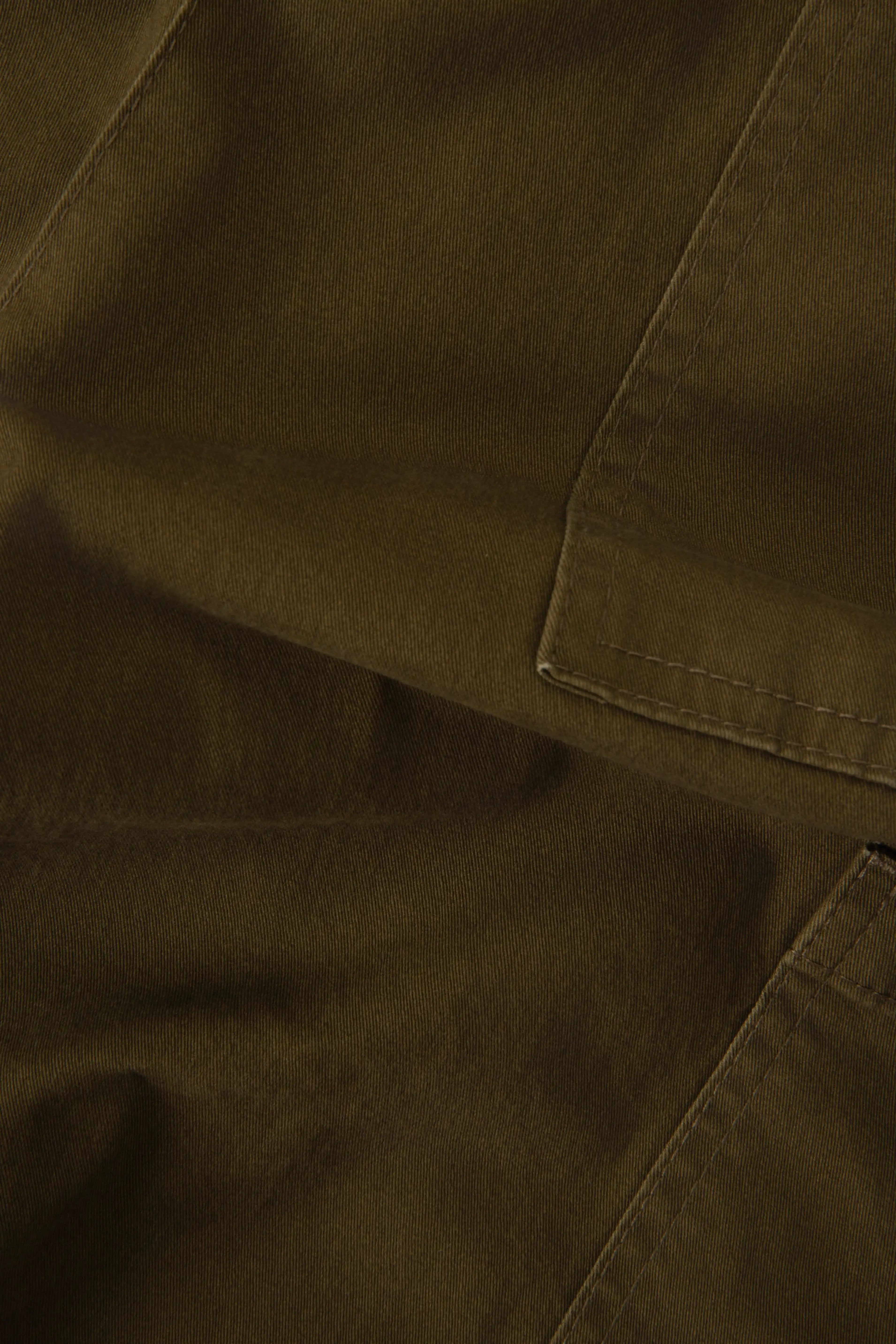 PANTALON JOGG COLOR DARK OLIVA