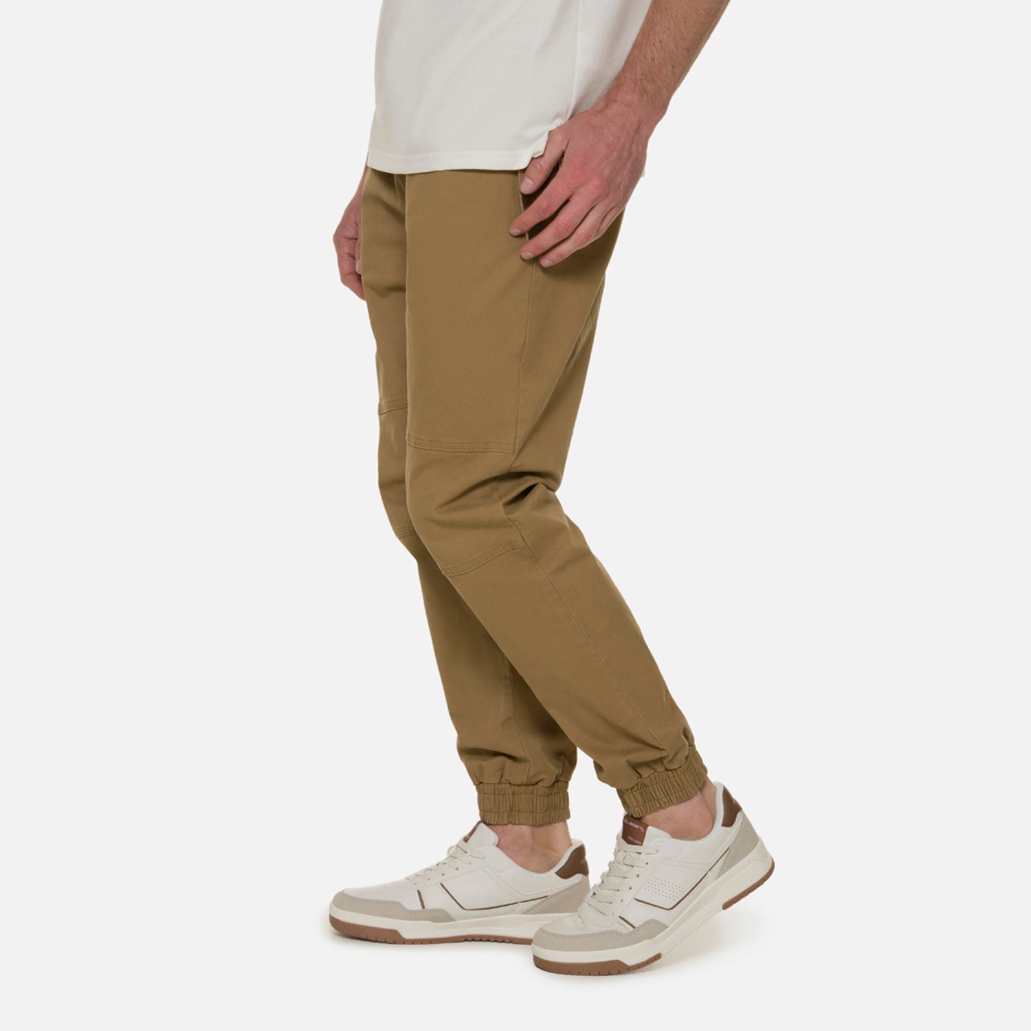 PANTALON JOGG COLOR KAKI