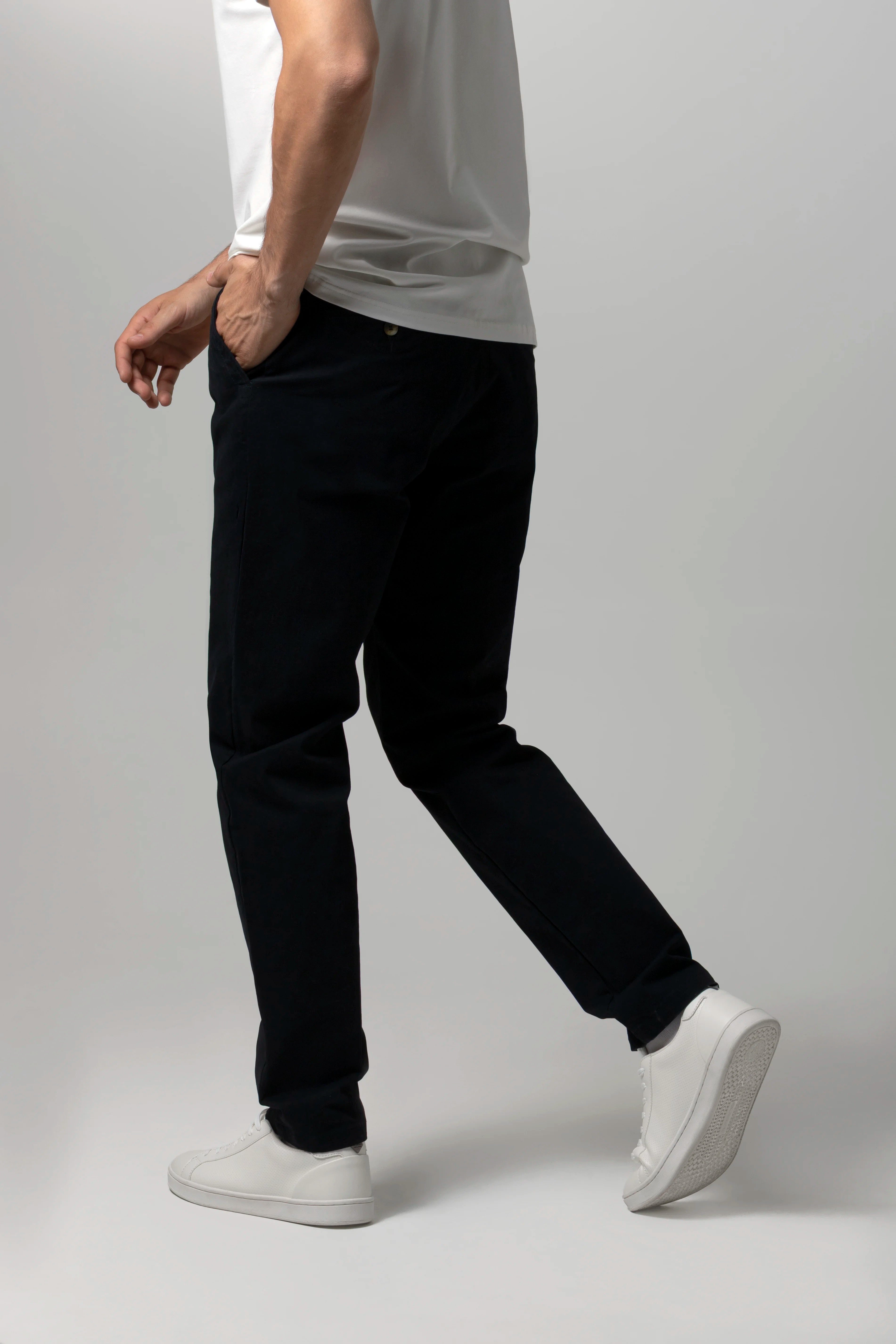 PANTALON TIPO CHINO COLOR AZUL OSCURO