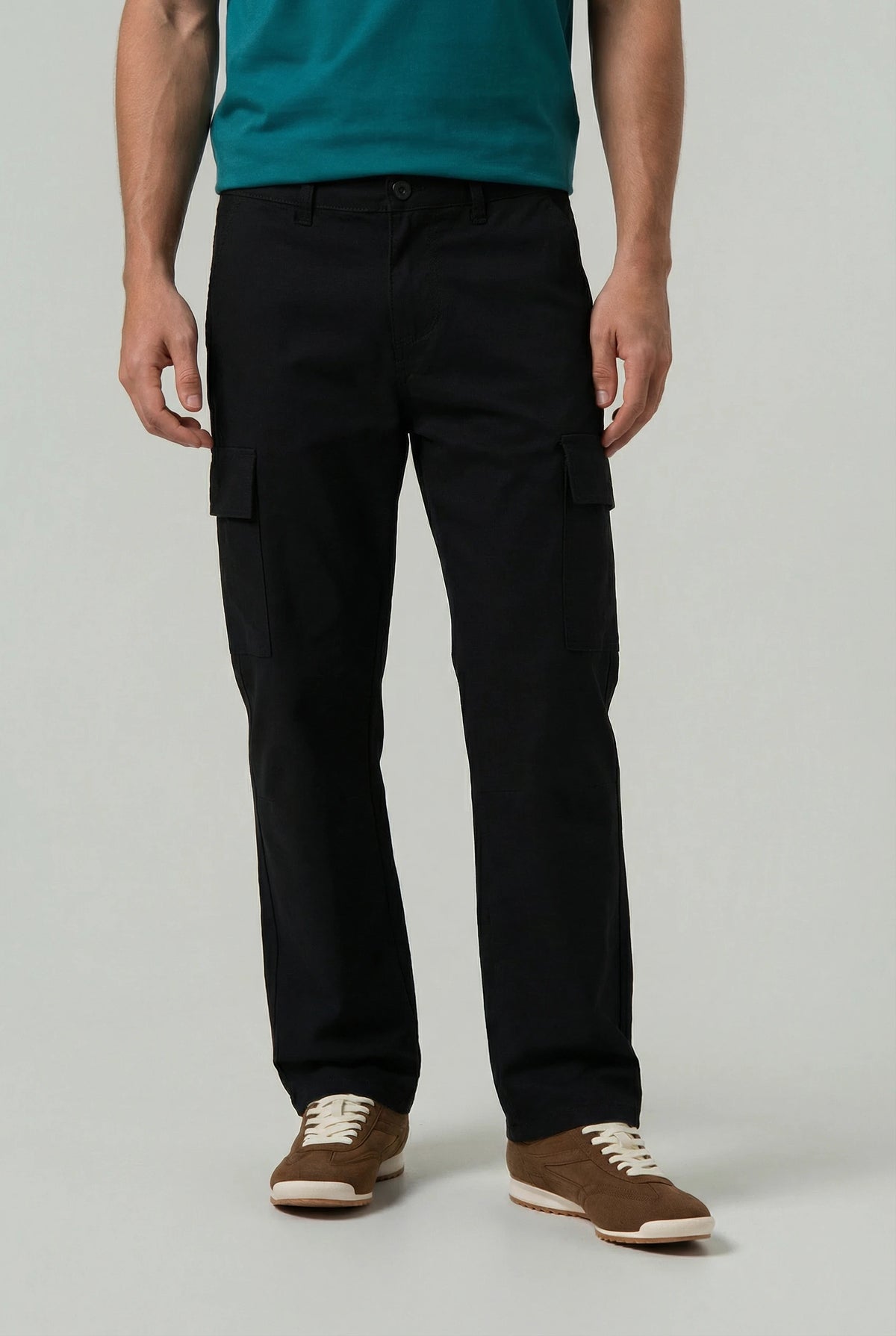 PANTALON CARGO COLOR NEGRO