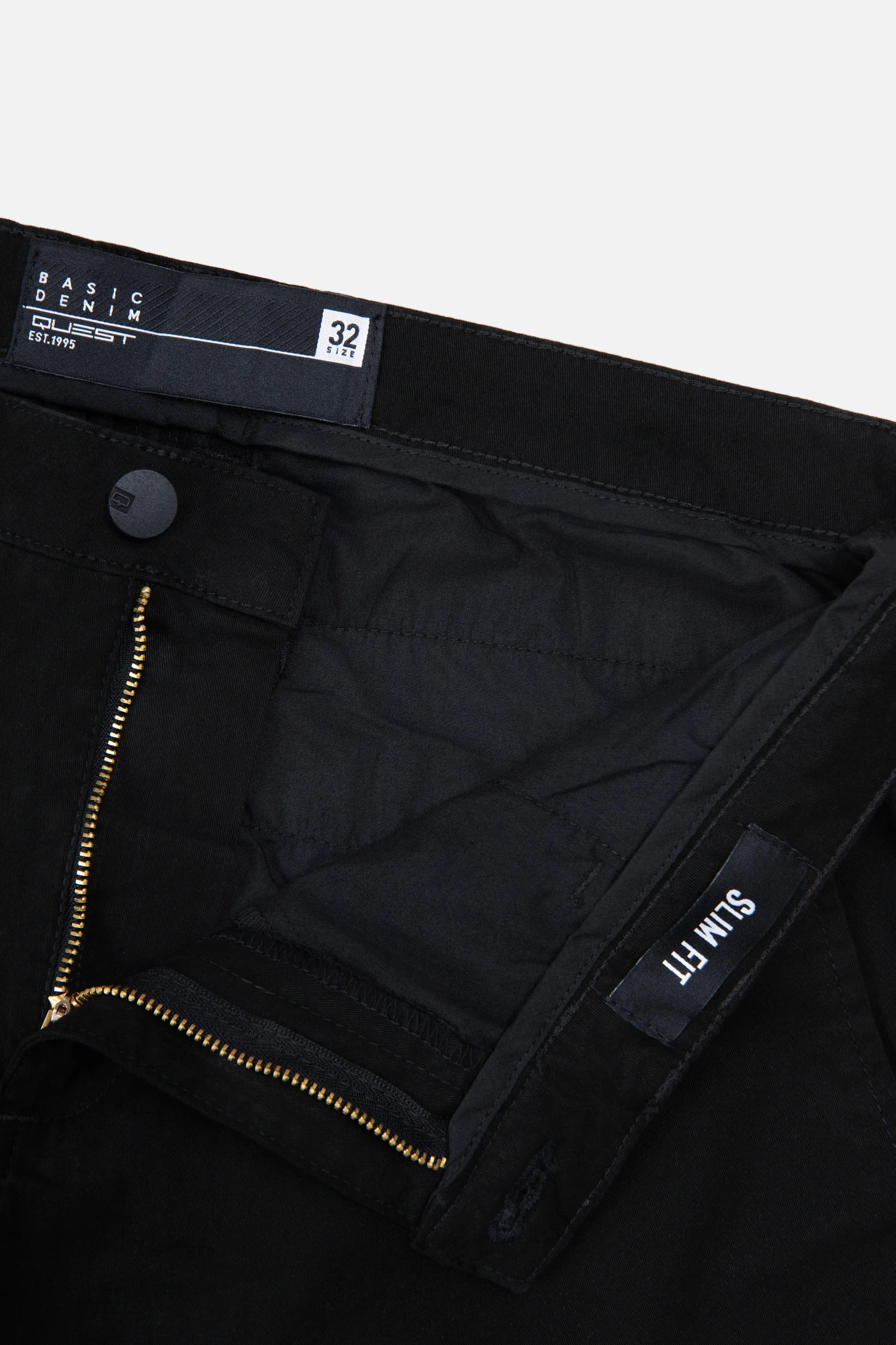PANTALON CHINO COLOR NEGRO