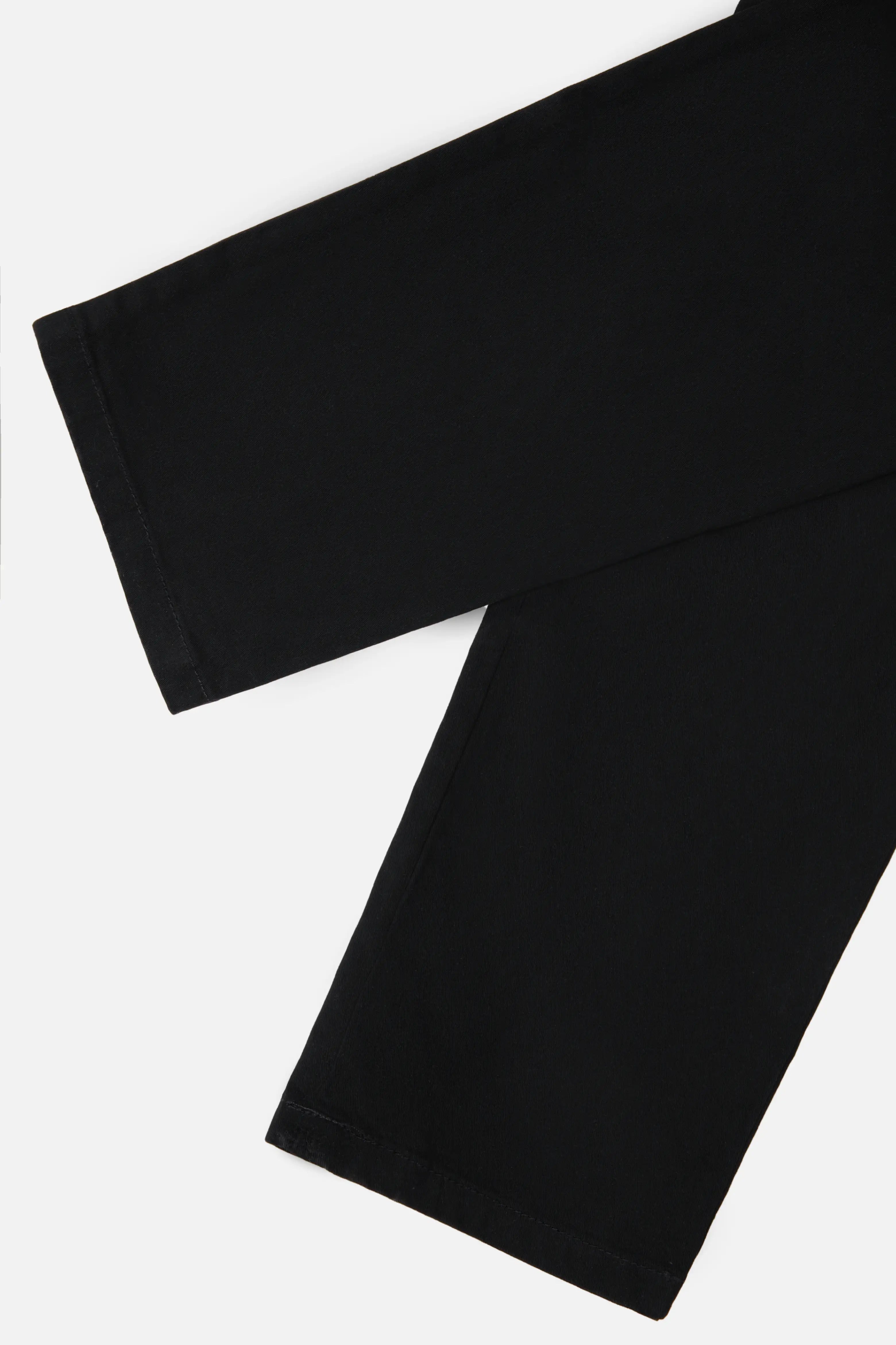 PANTALON CHINO COLOR NEGRO