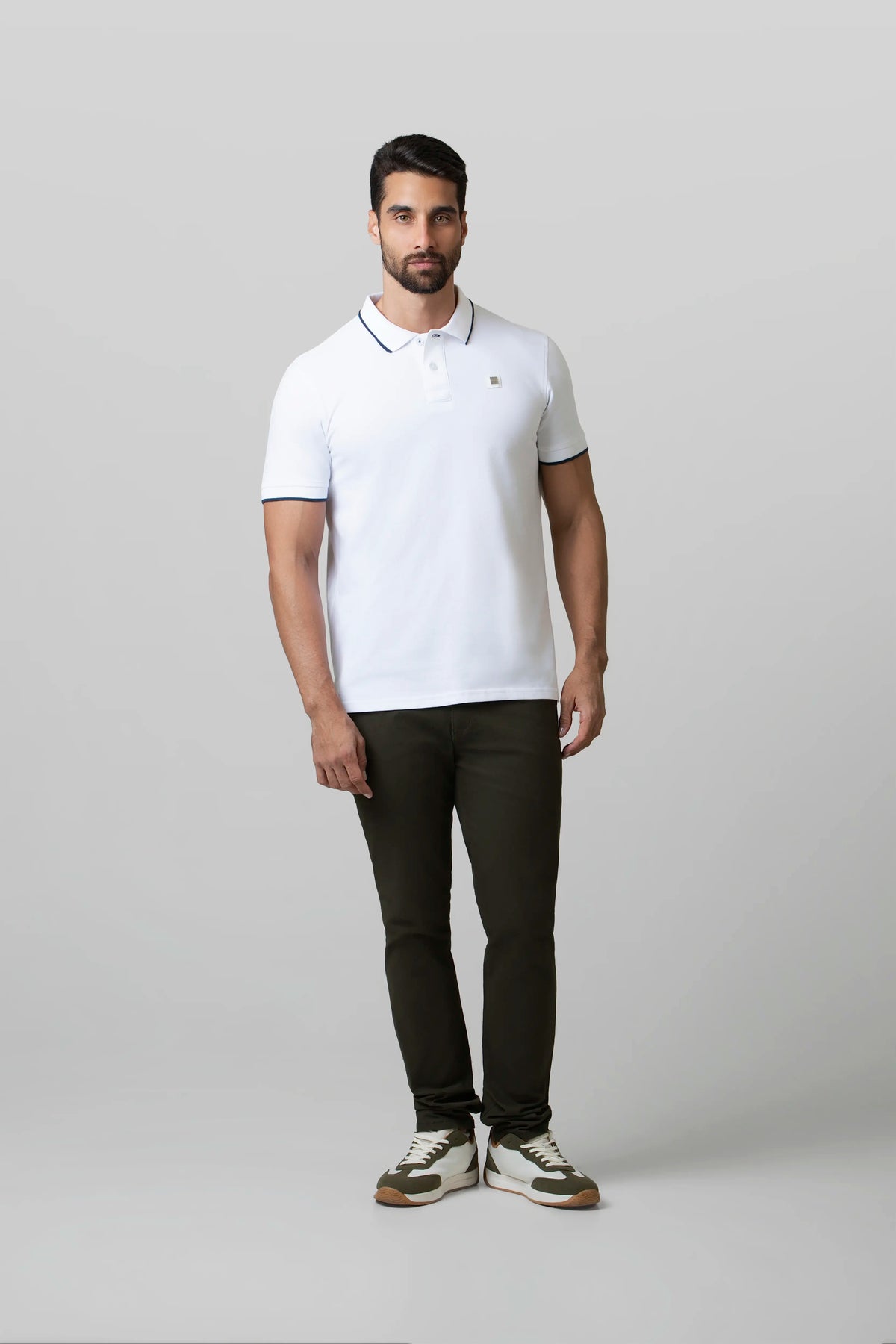 PANTALON CHINO COLOR VERDE MILITAR