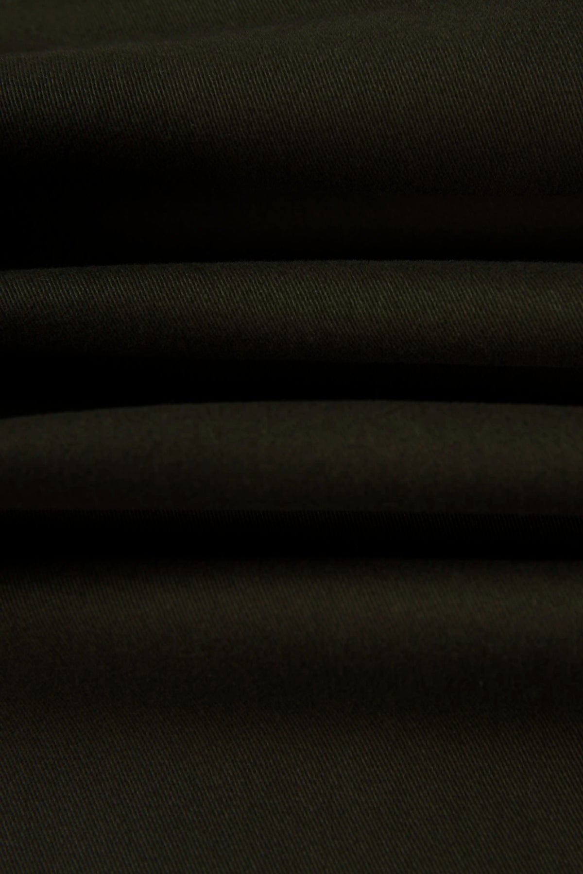 PANTALON CHINO COLOR VERDE MILITAR