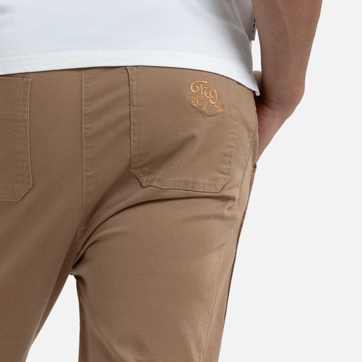 PANTALON JOGG COLOR KAKI