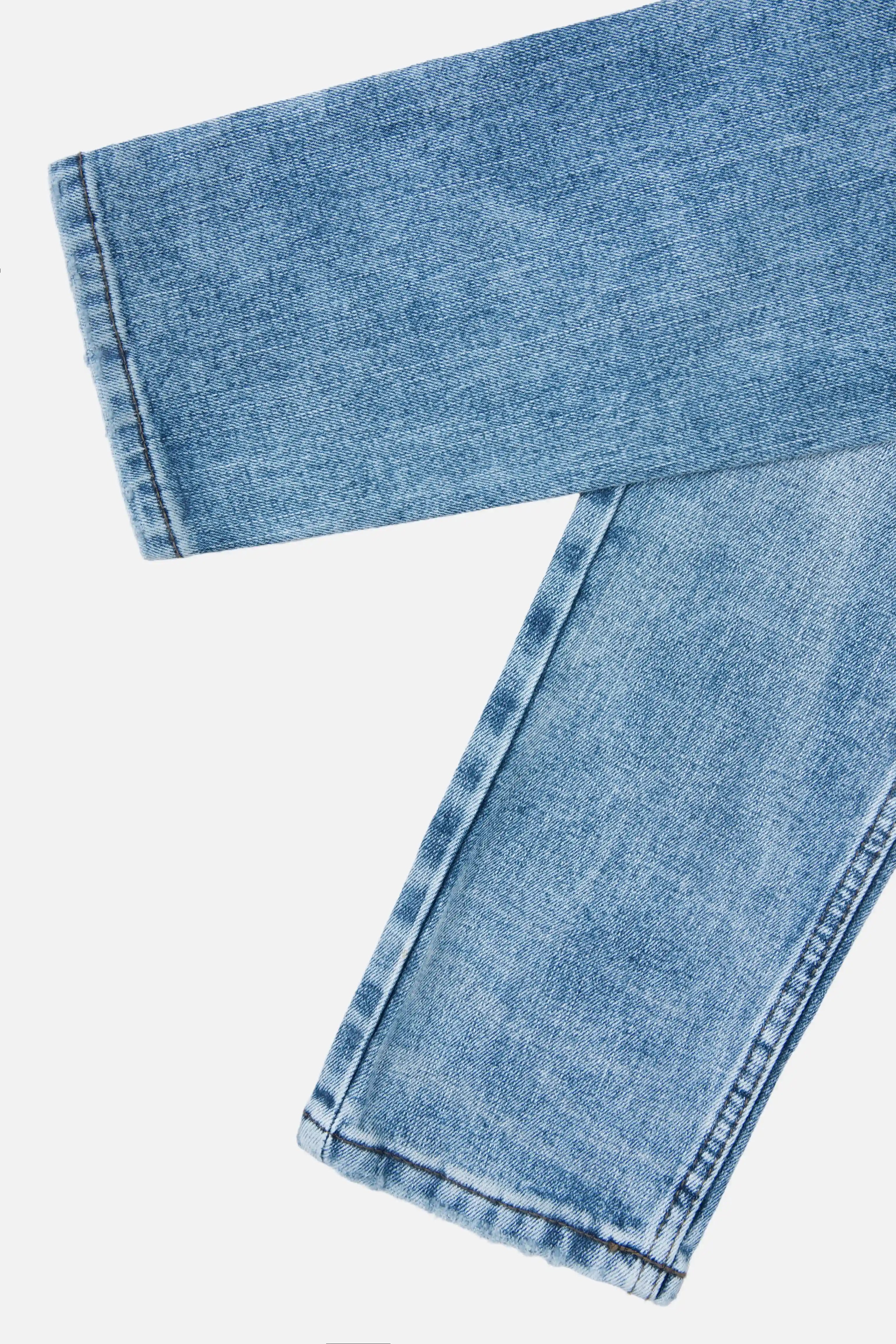 JEAN 5 BOLSILLOS COLOR AZUL MEDIO