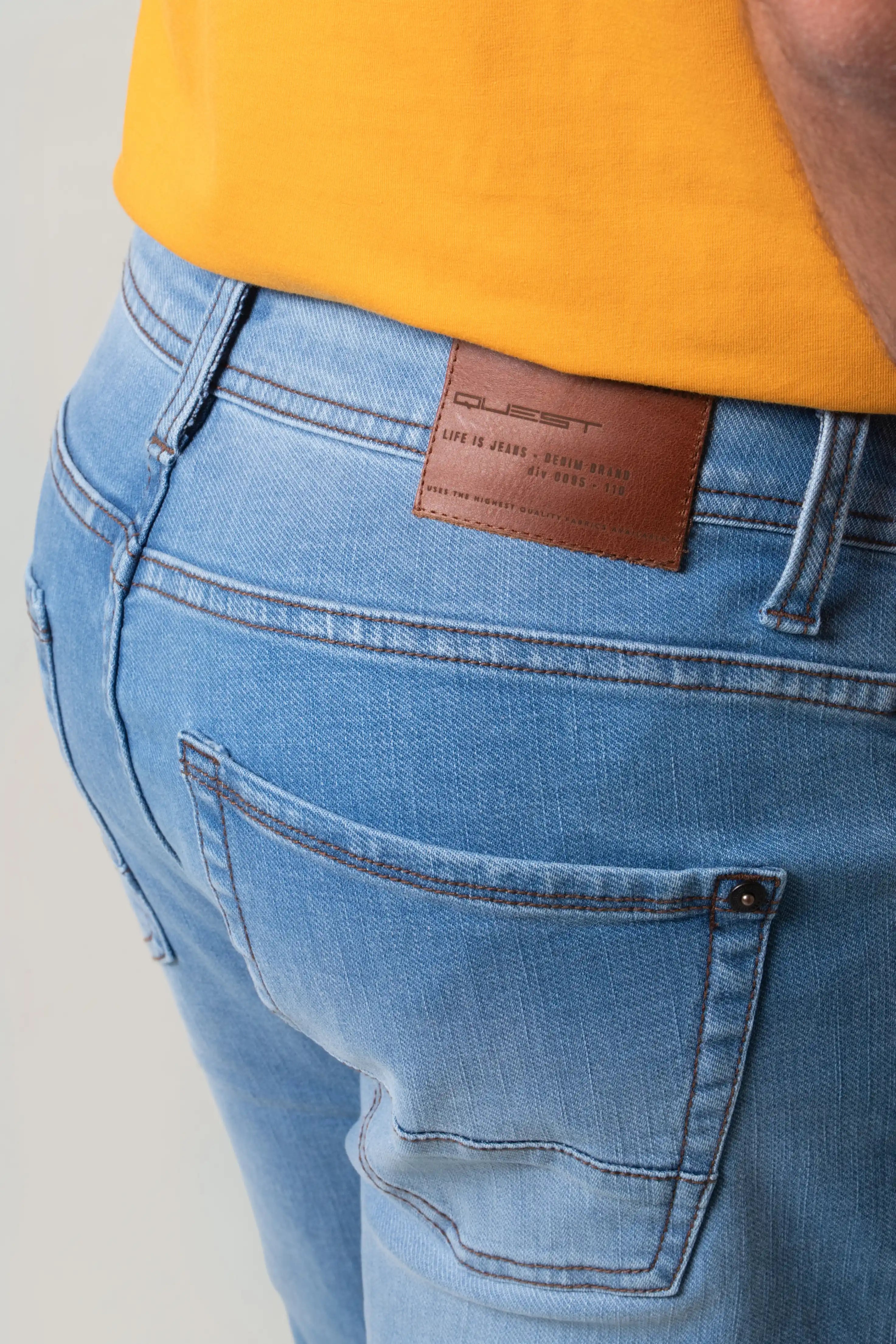 JEAN 5 BOLSILLOS COLOR AZUL CLARO