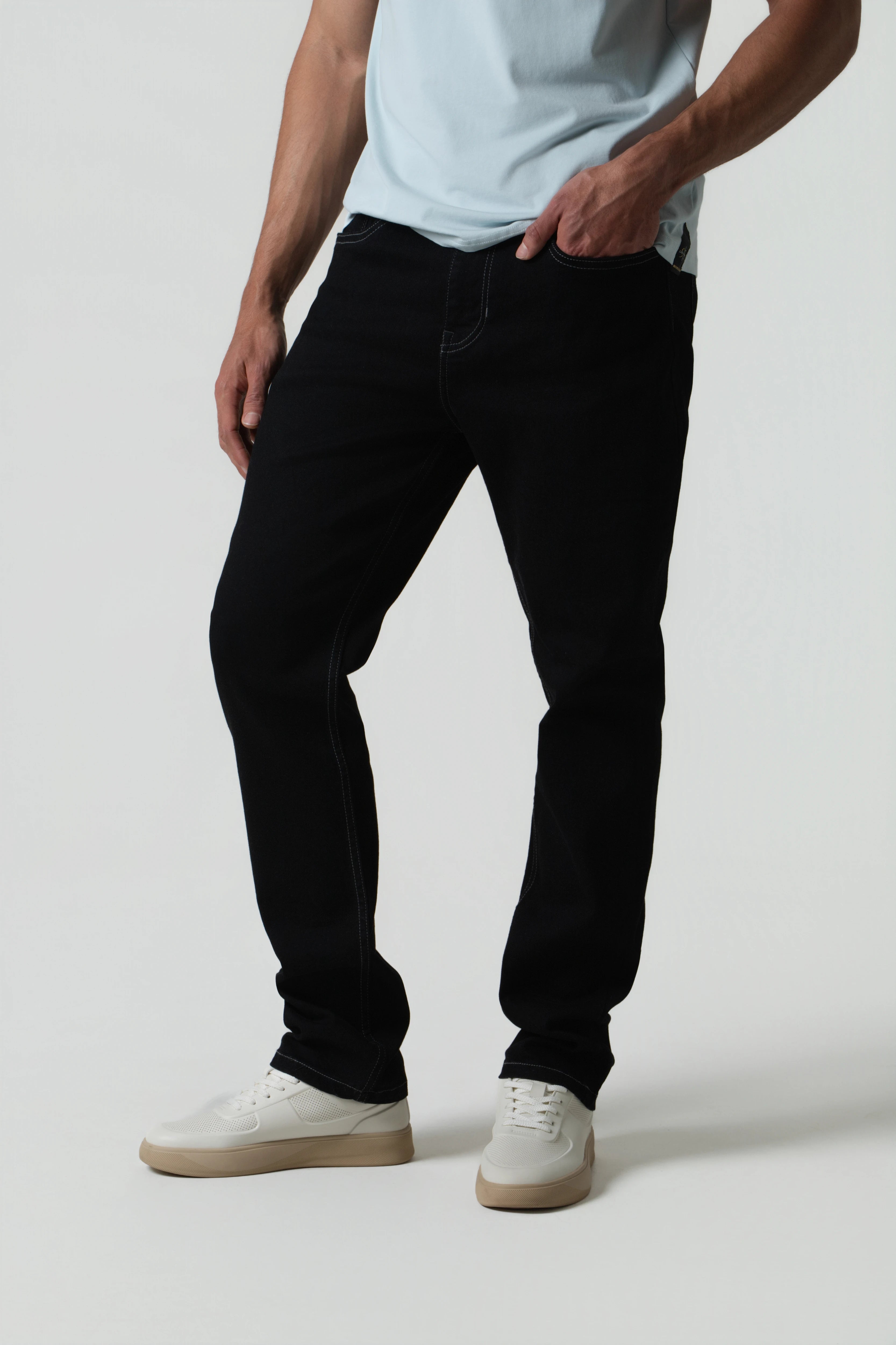 JEAN 5 BOLSILLOS COLOR NEGRO