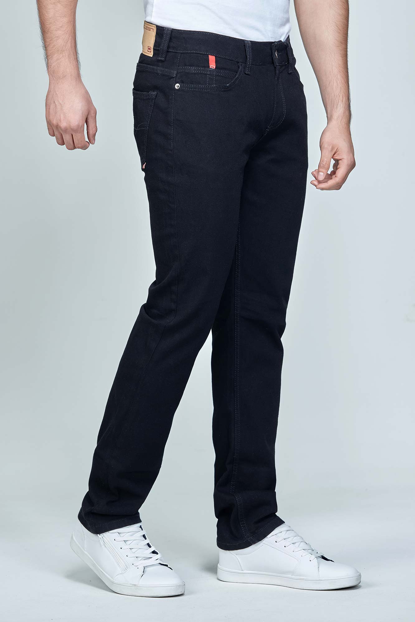 JEAN 5 BOLSILLOS COLOR NEGRO NEGRO