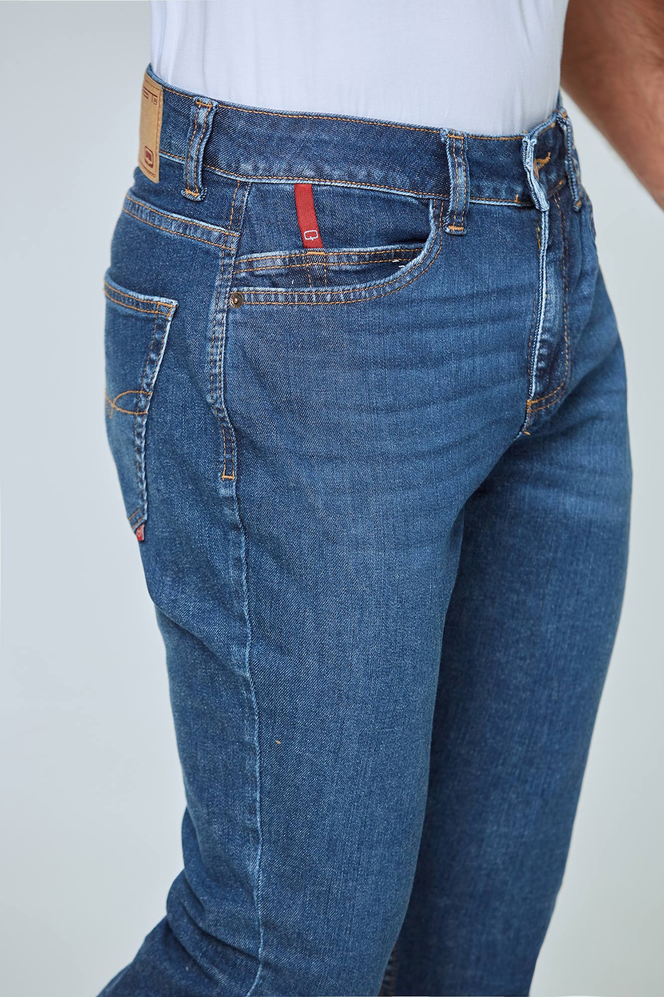 JEAN 5 BOLSILLOS COLOR AZUL MEDIO MEDIO