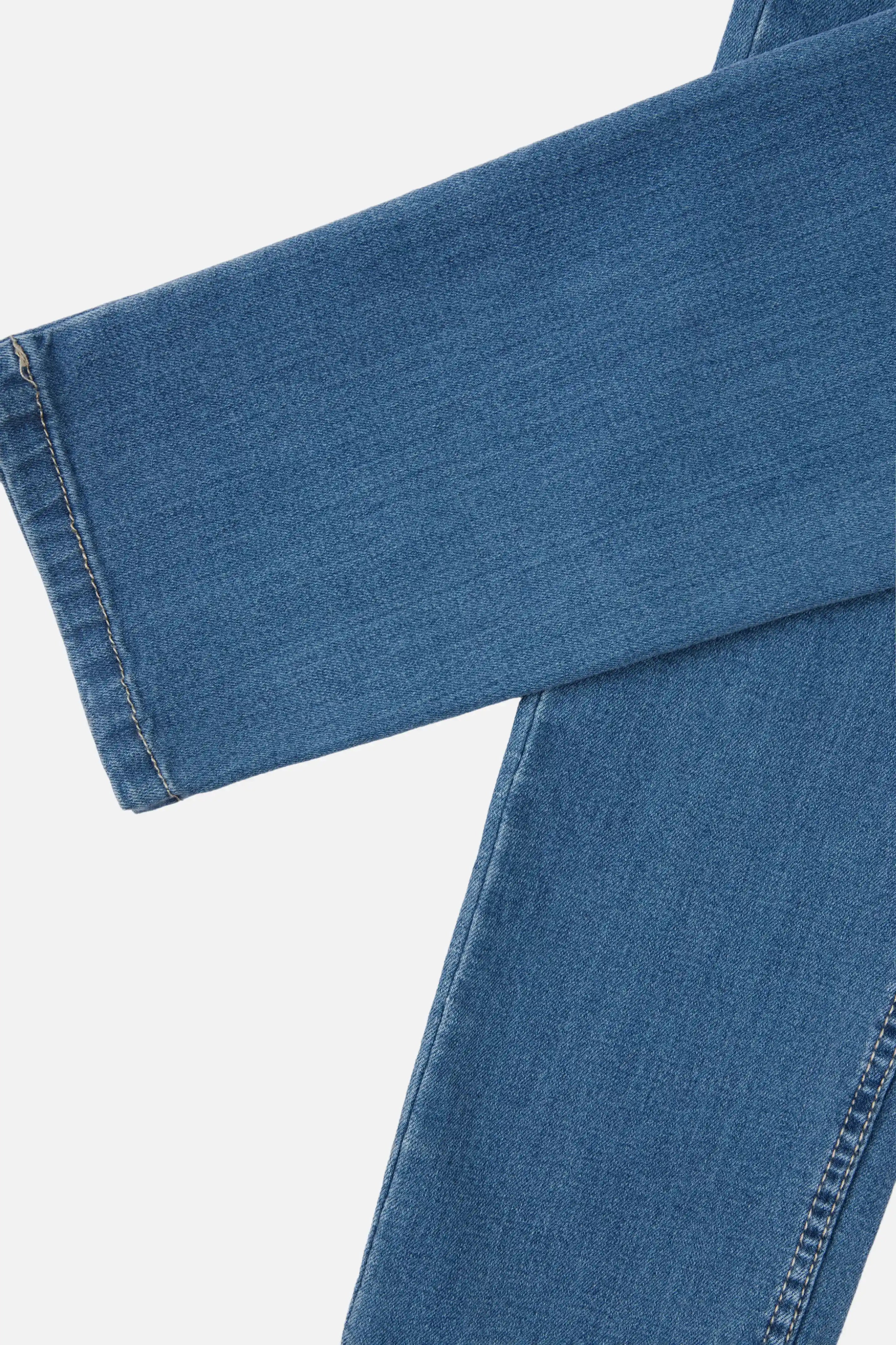 JEAN 5 BOLSILLOS COLOR AZUL MEDIO