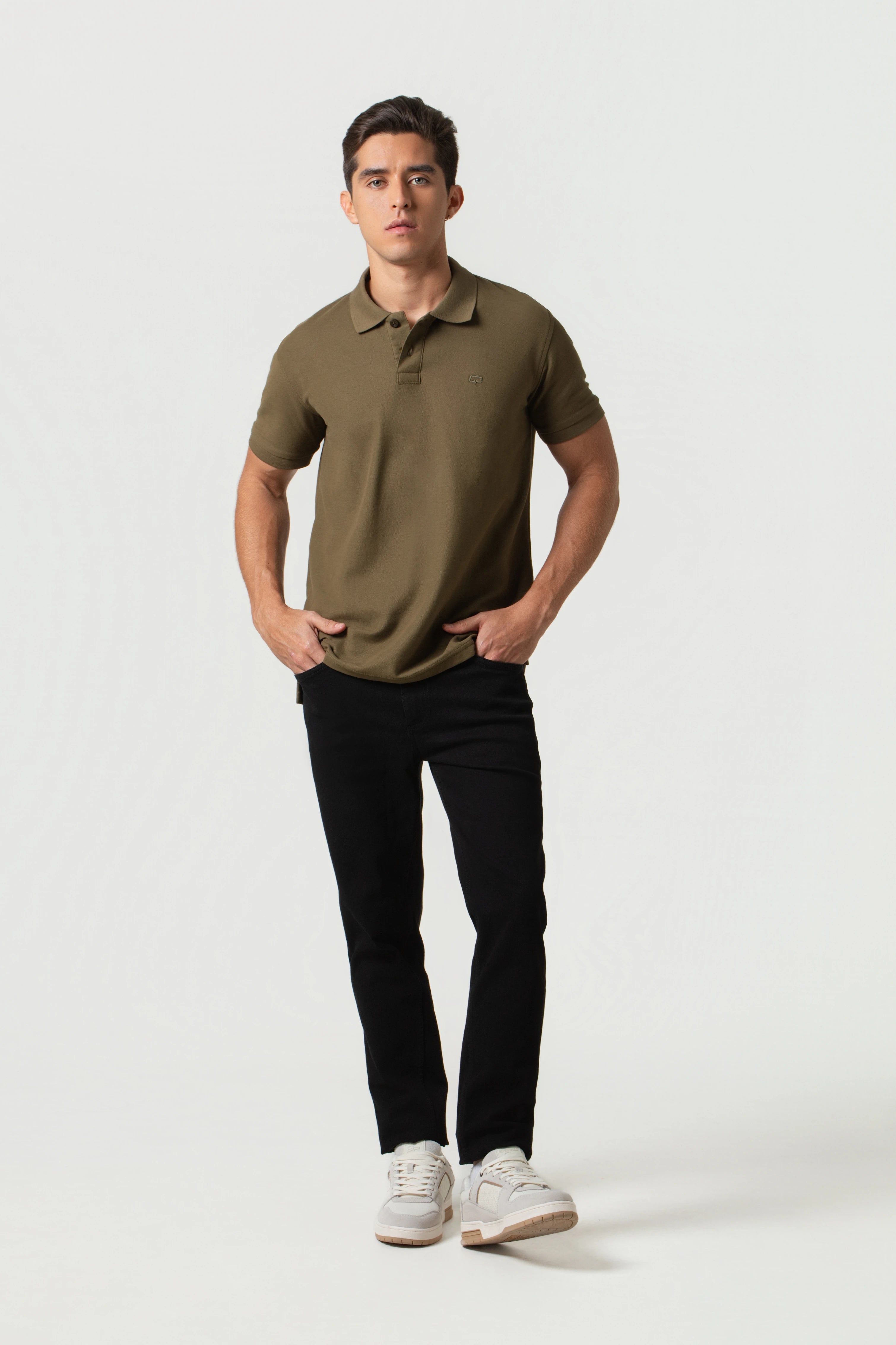JEAN 5 BOLSILLOS COLOR NEGRO NEGRO